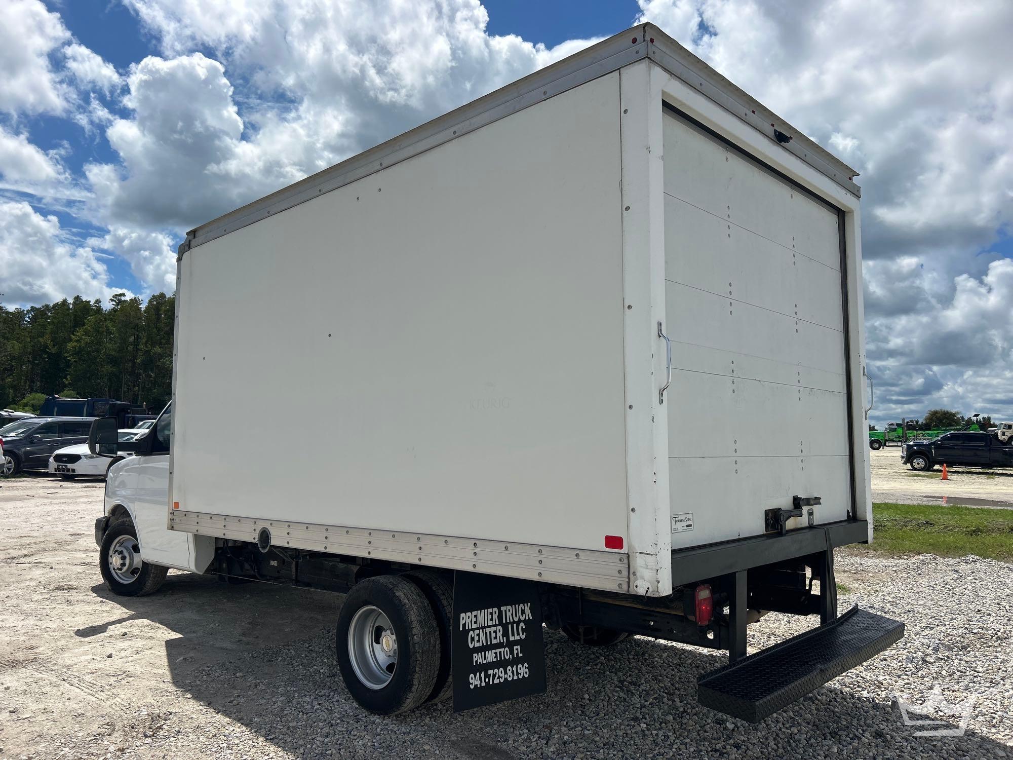 2017 Chevrolet EXPRESS 3500