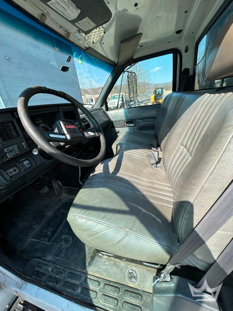 2002 GMC C7500