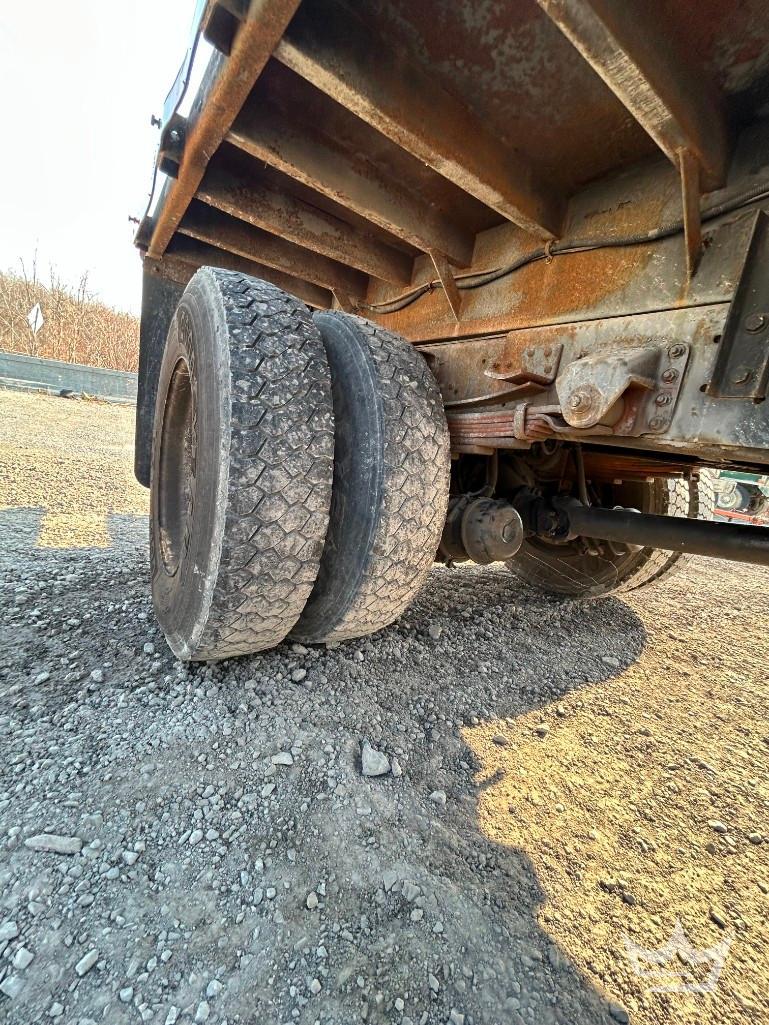 2001 GMC C7500