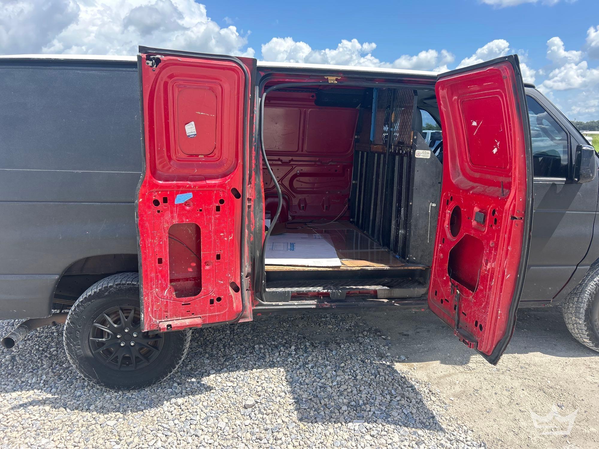 2010 Ford E350