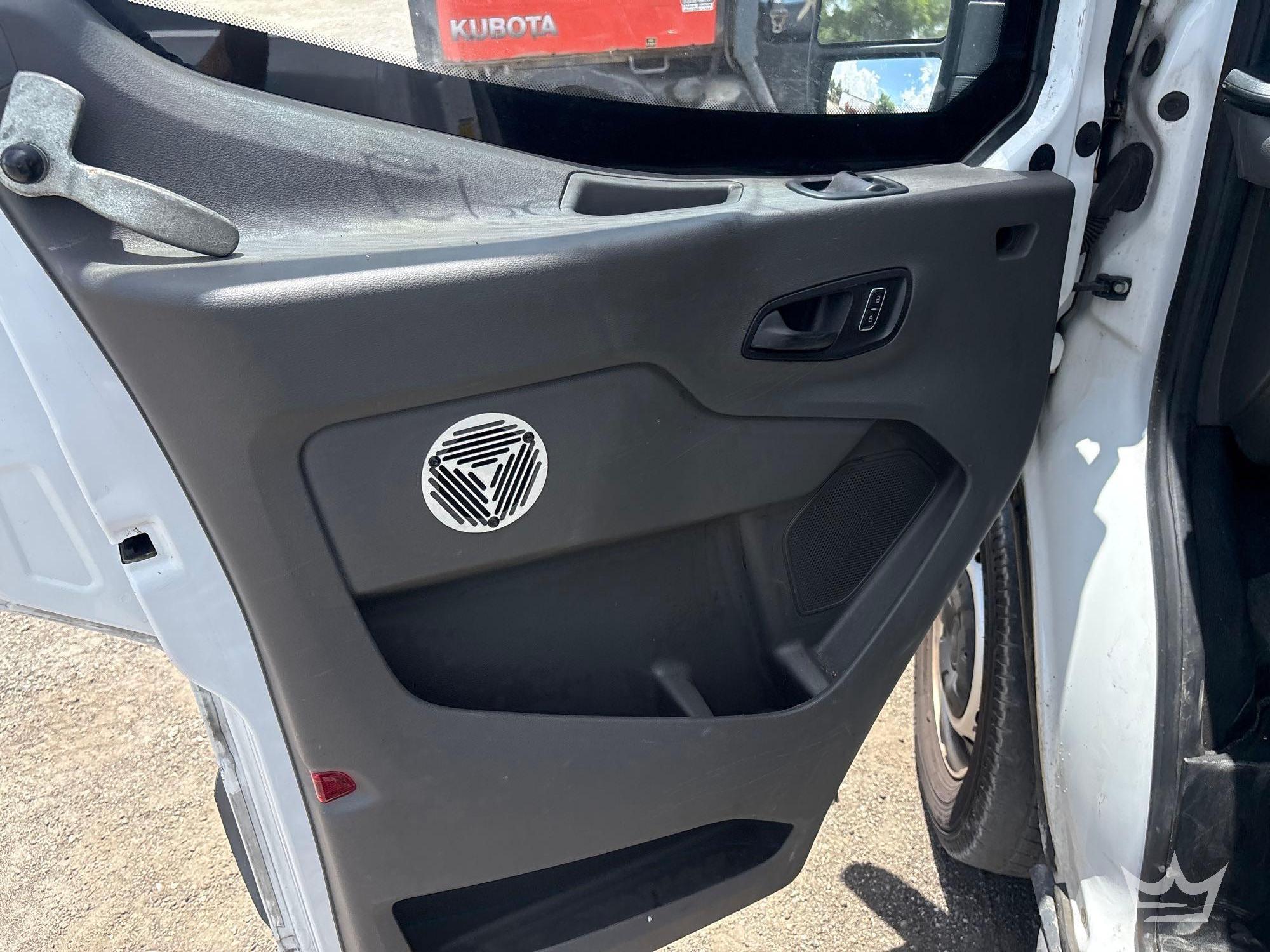 2022 Ford TRANSIT