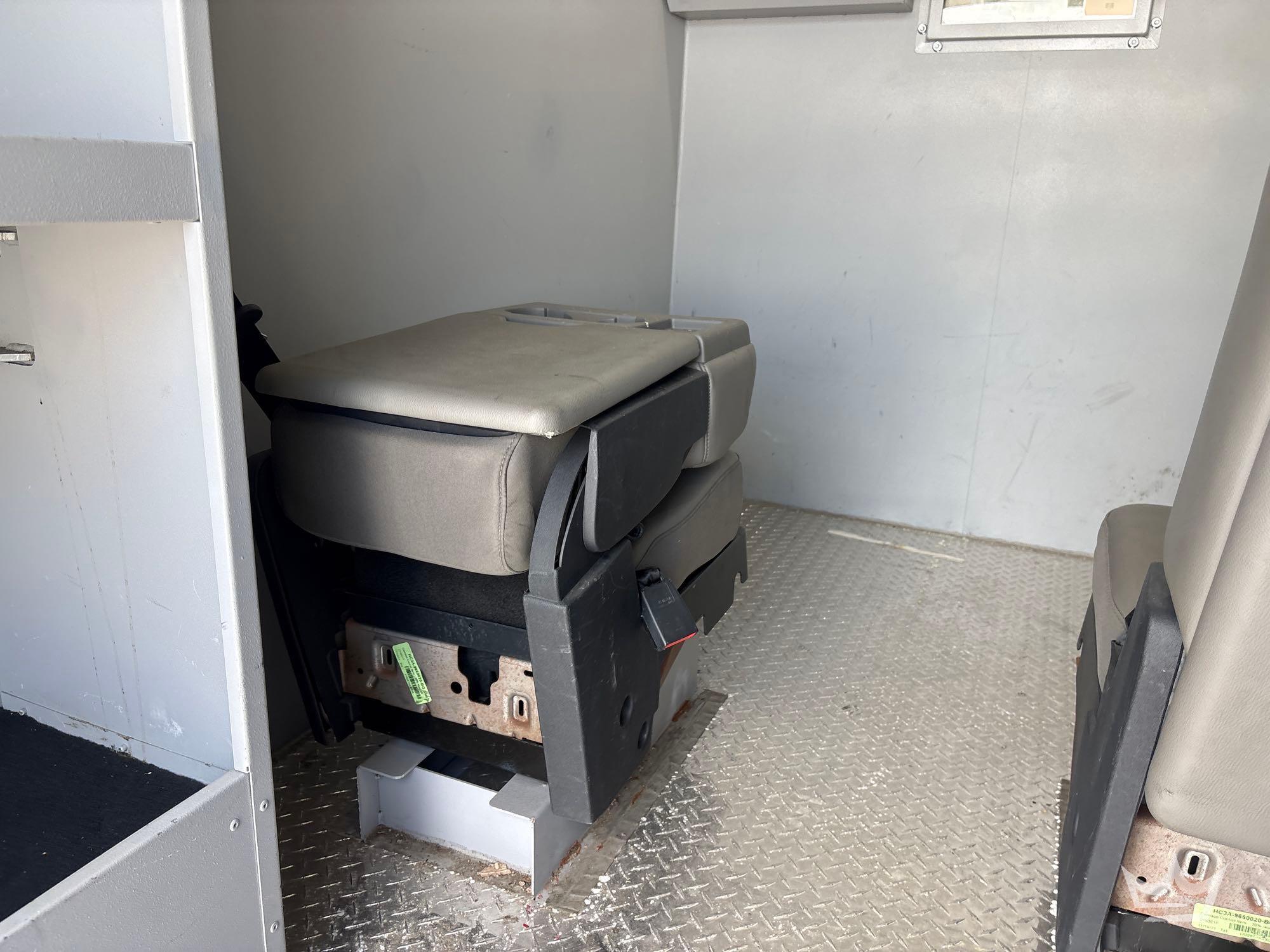 2022 Ford TRANSIT