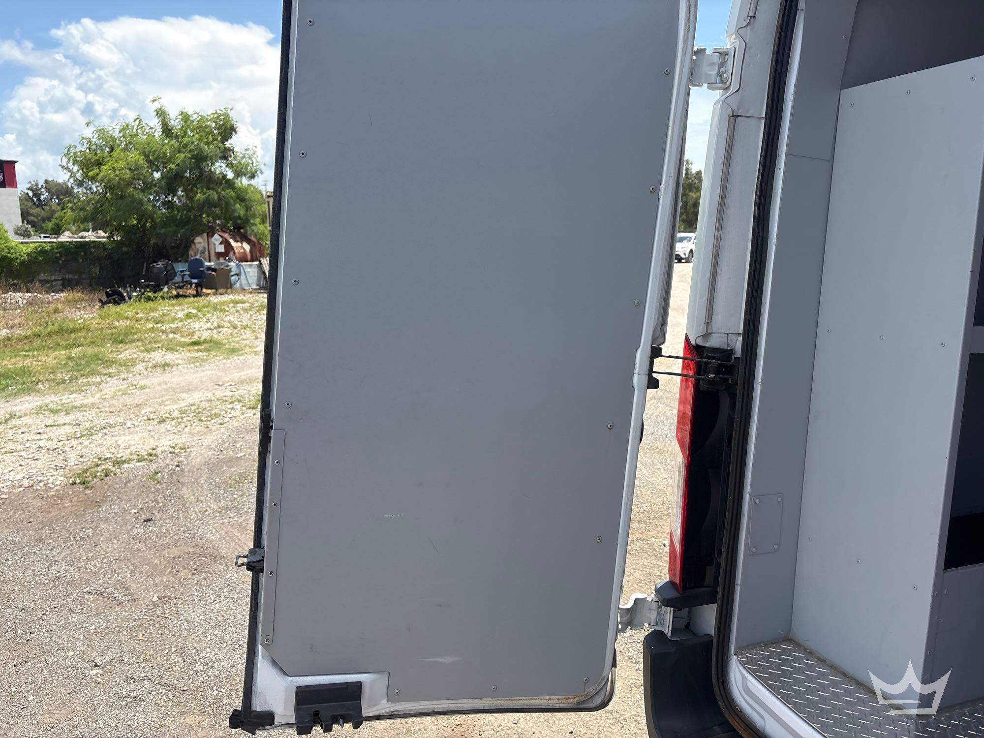 2022 Ford TRANSIT