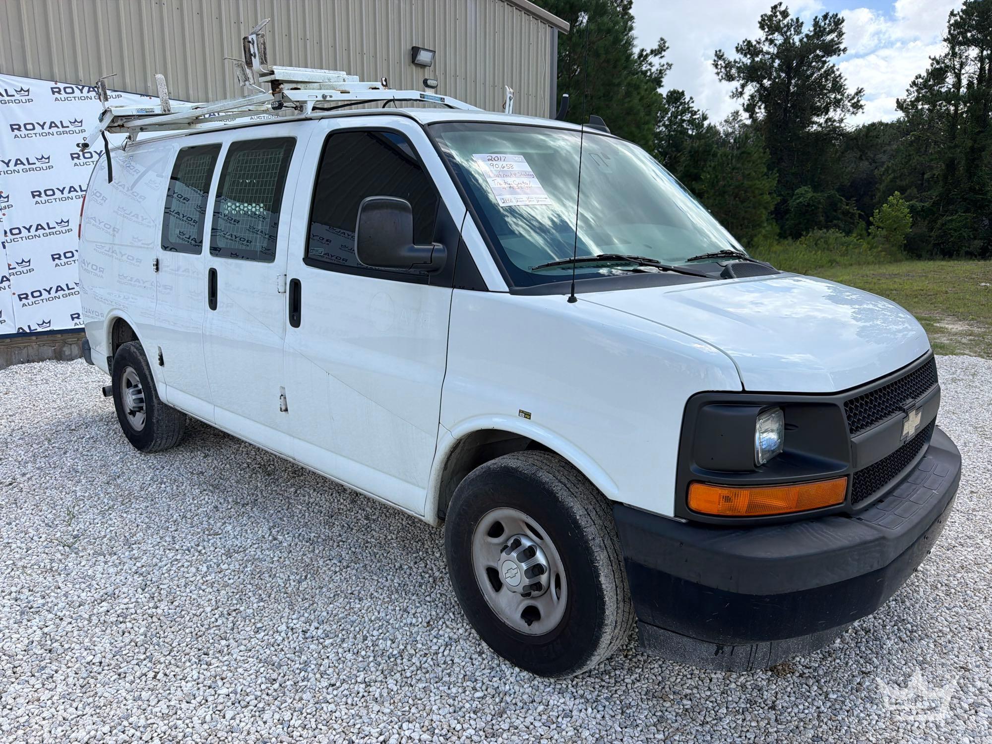 2017 Chevrolet Express 2500