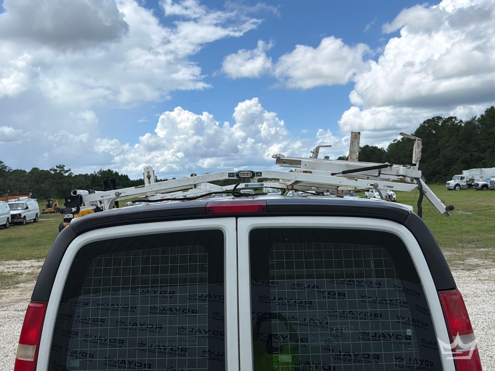 2017 Chevrolet Express 2500