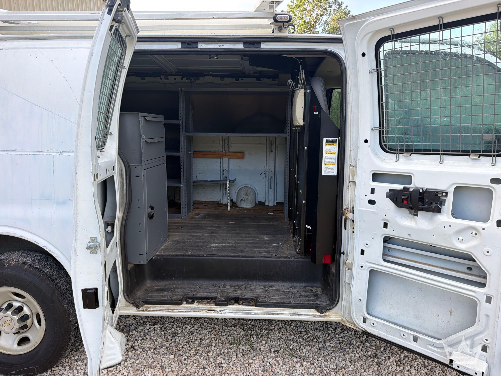 2014 Chevrolet EXPRESS 2500