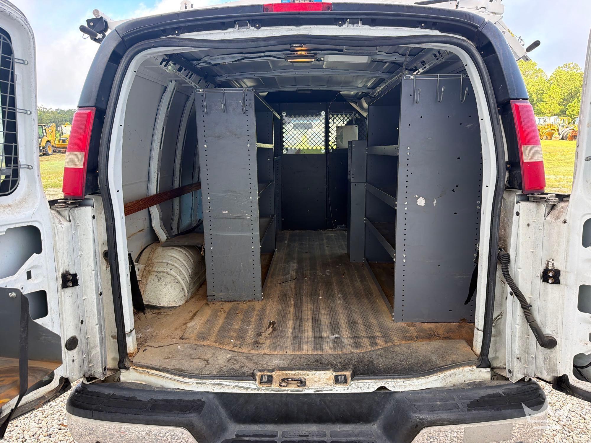 2014 Chevrolet EXPRESS 2500
