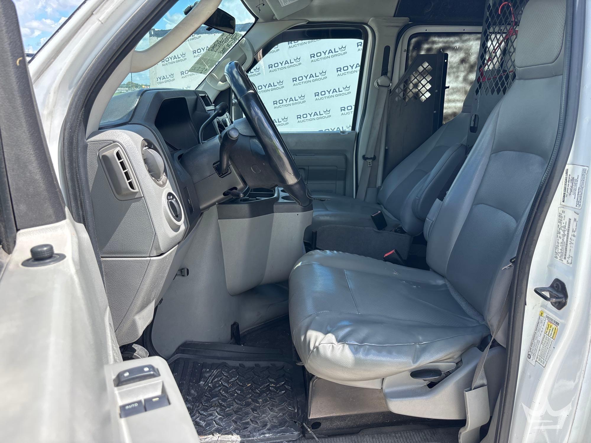 2013 Ford E-250