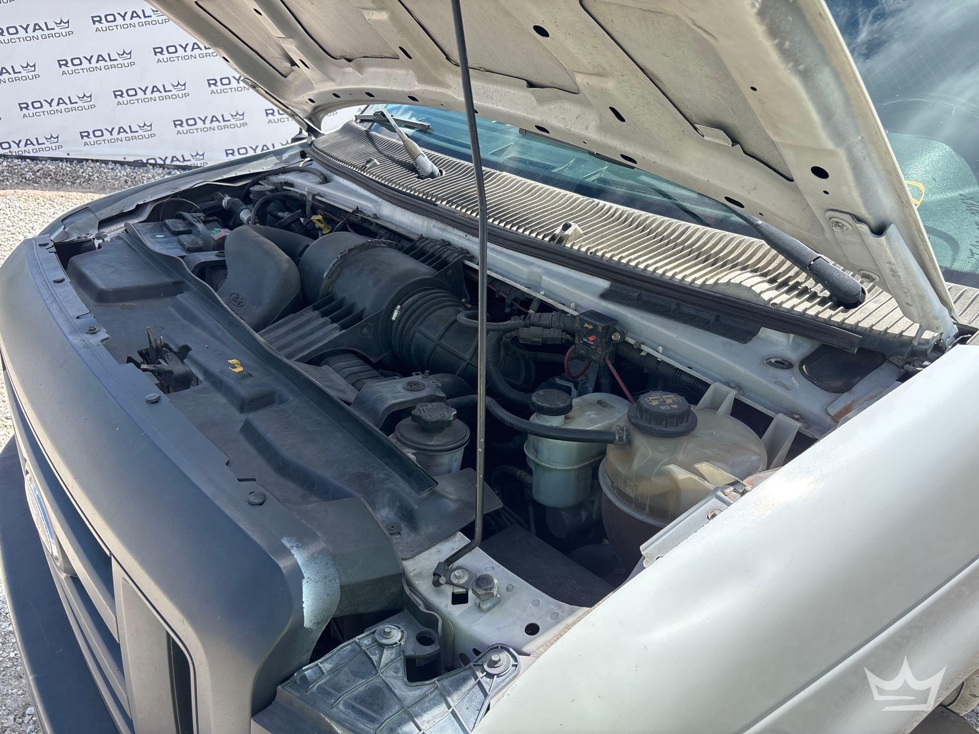 2013 Ford E-250