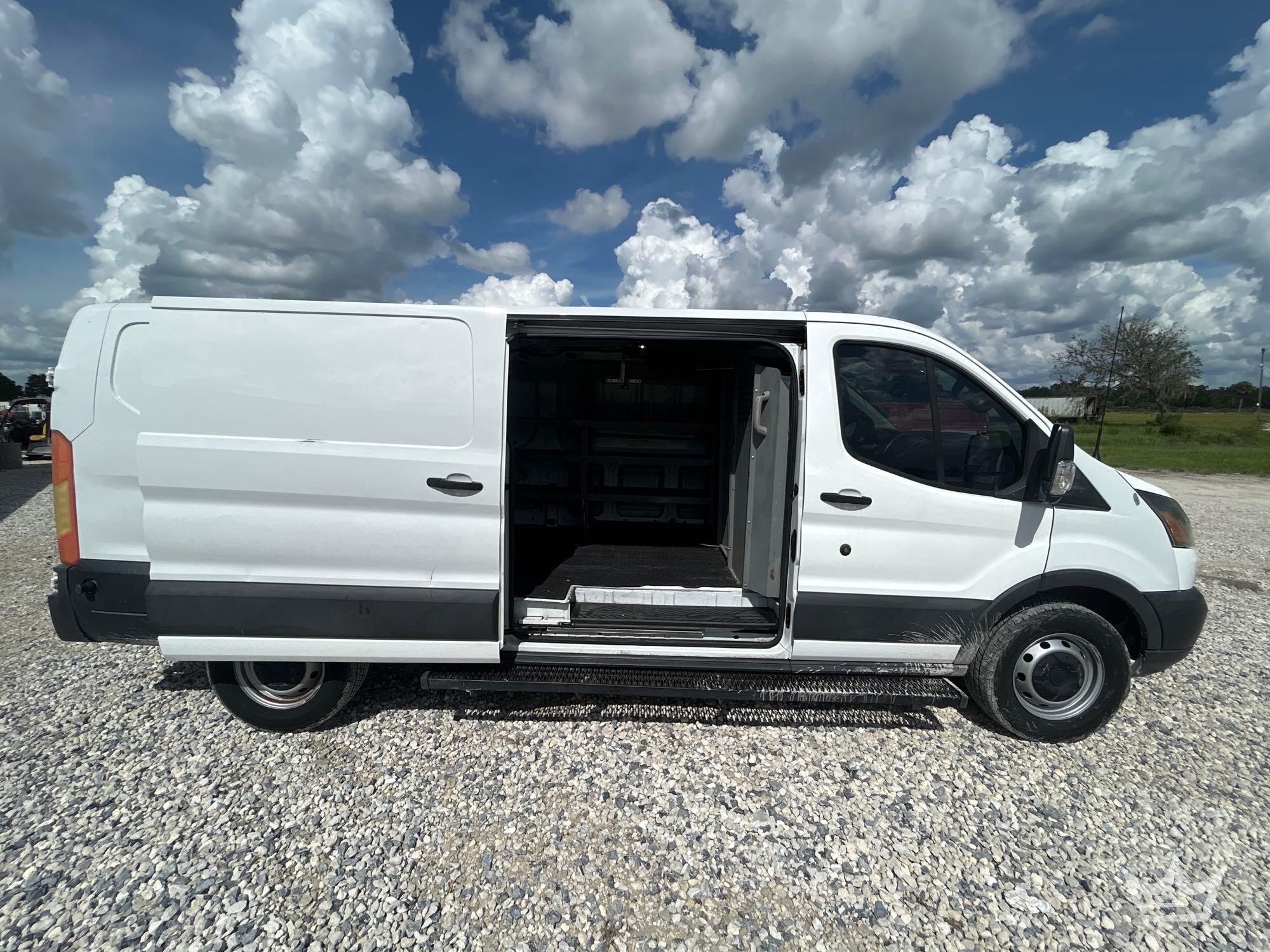 250 Ford TRANSIT