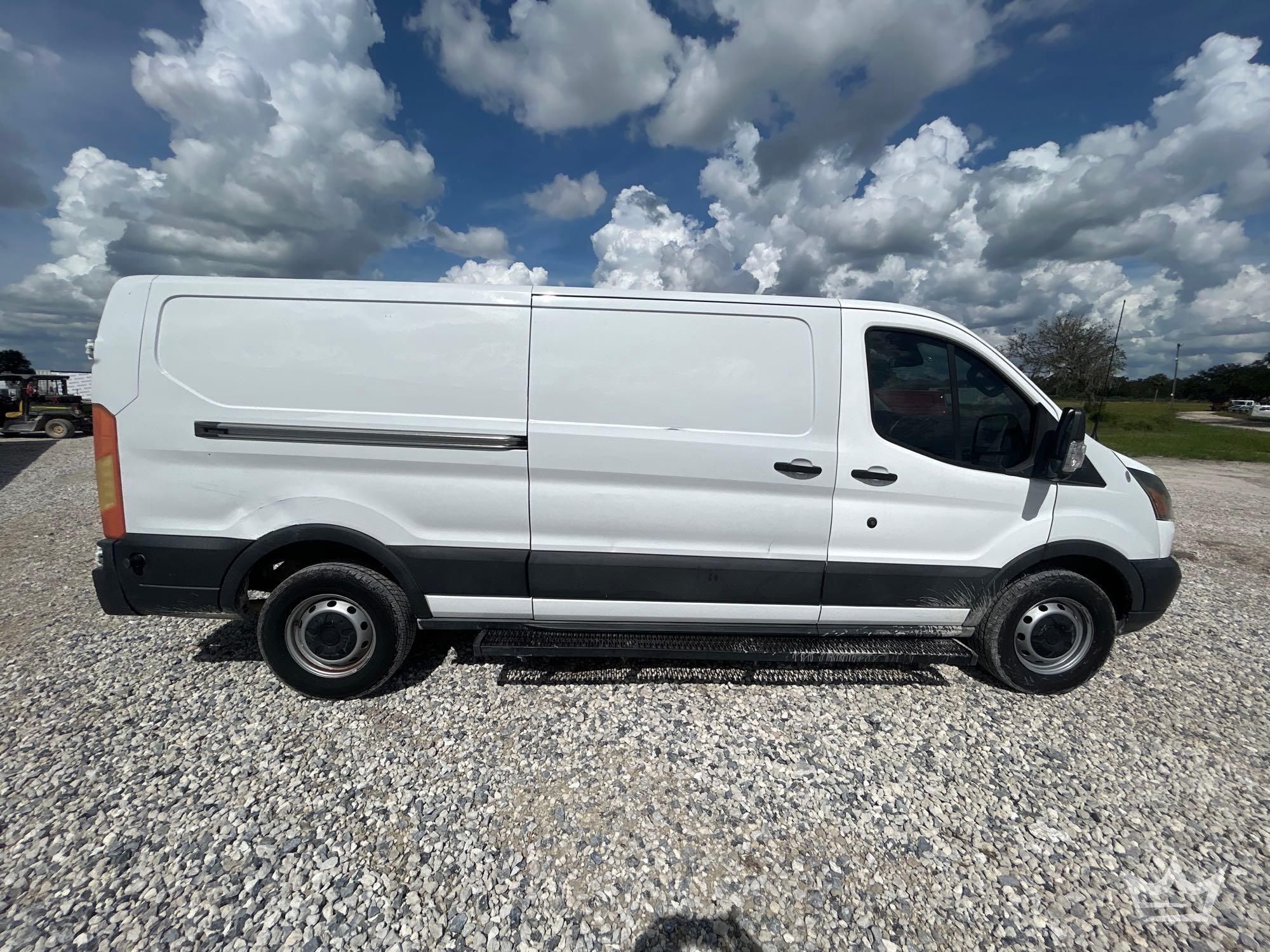 250 Ford TRANSIT