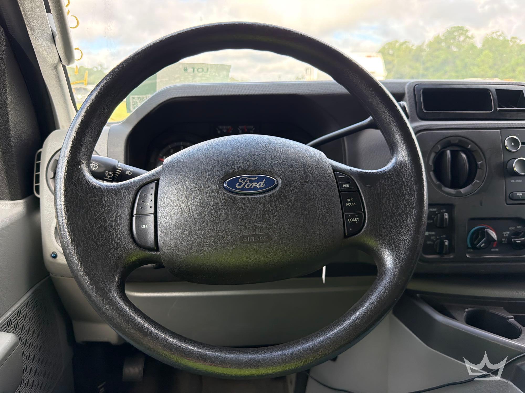 2012 Ford E-150