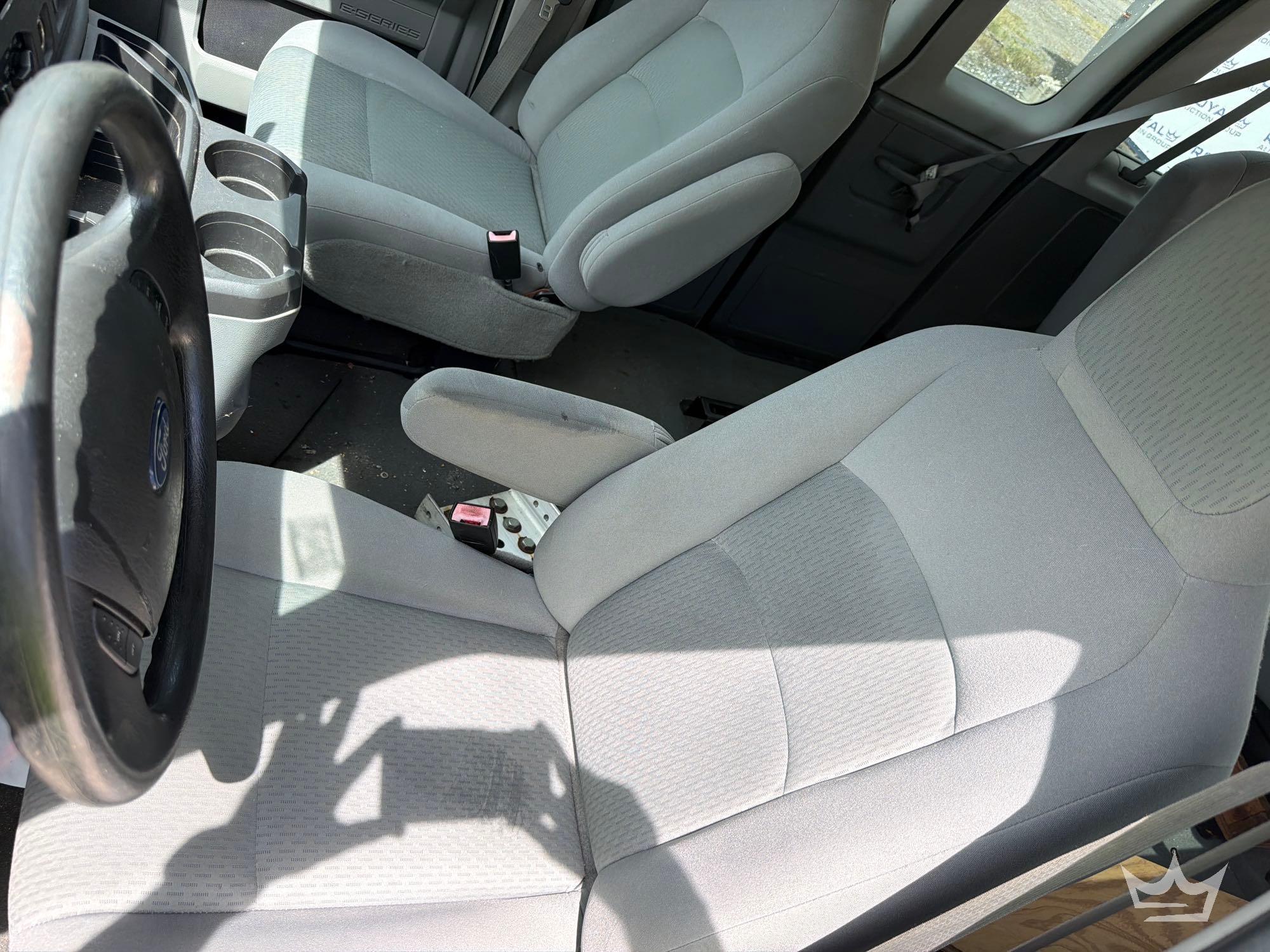 2009 Ford E150