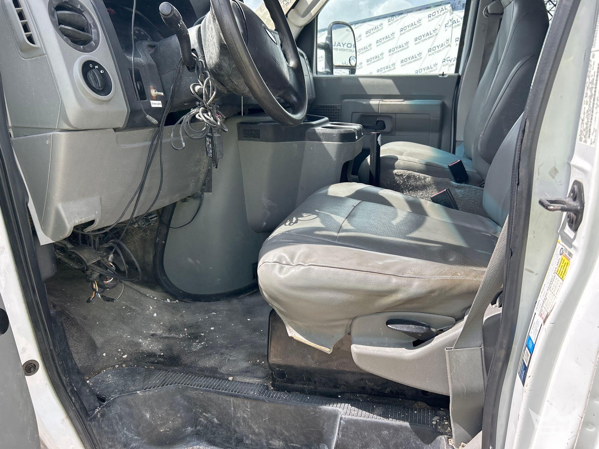 2014 Ford E150