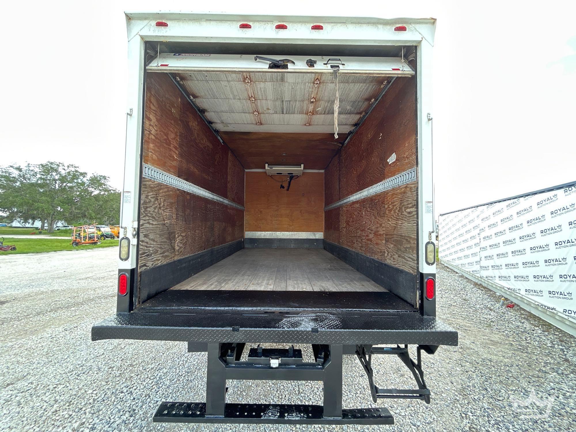 2004 Sterling L8500