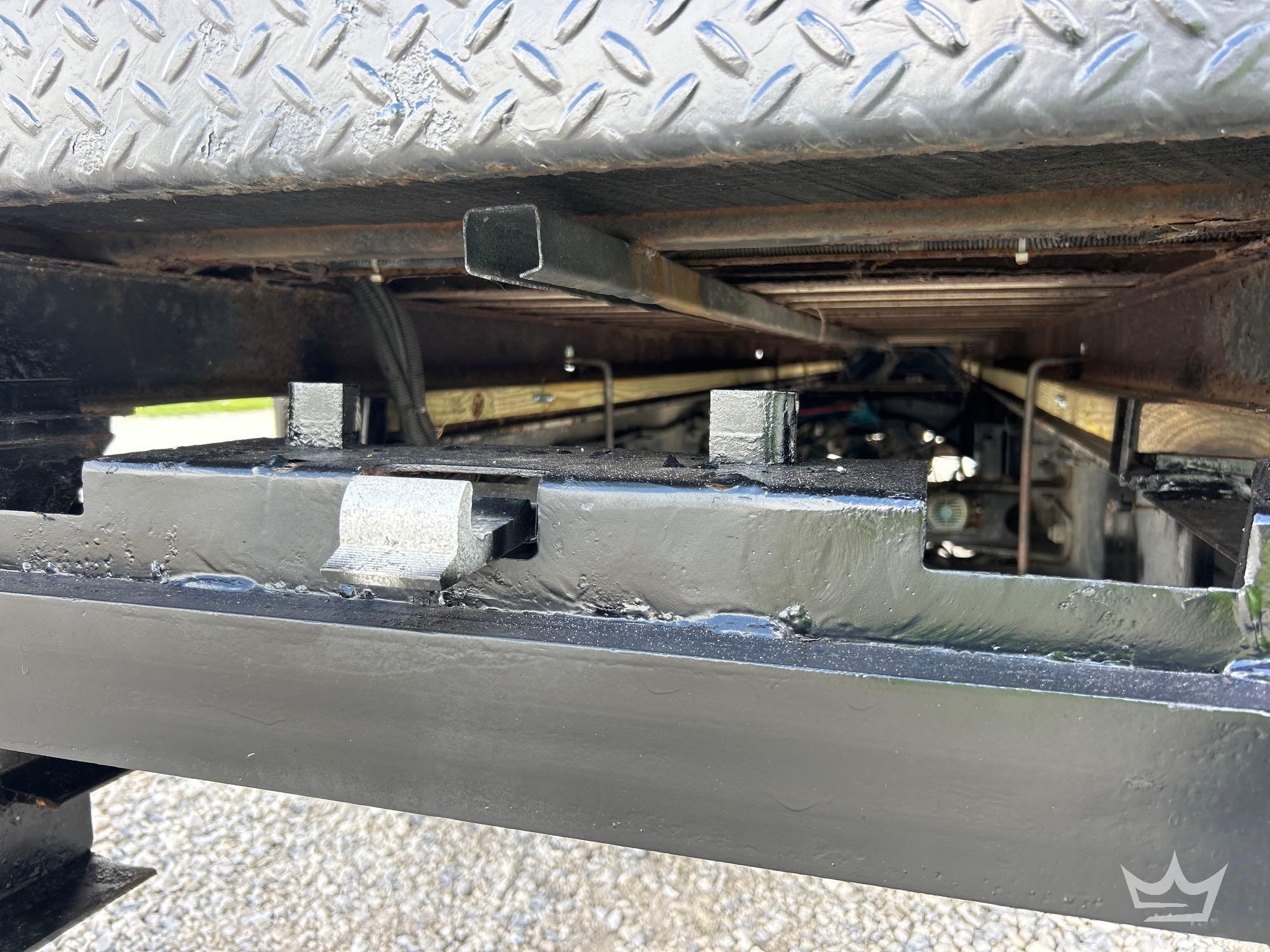 2004 Sterling L8500