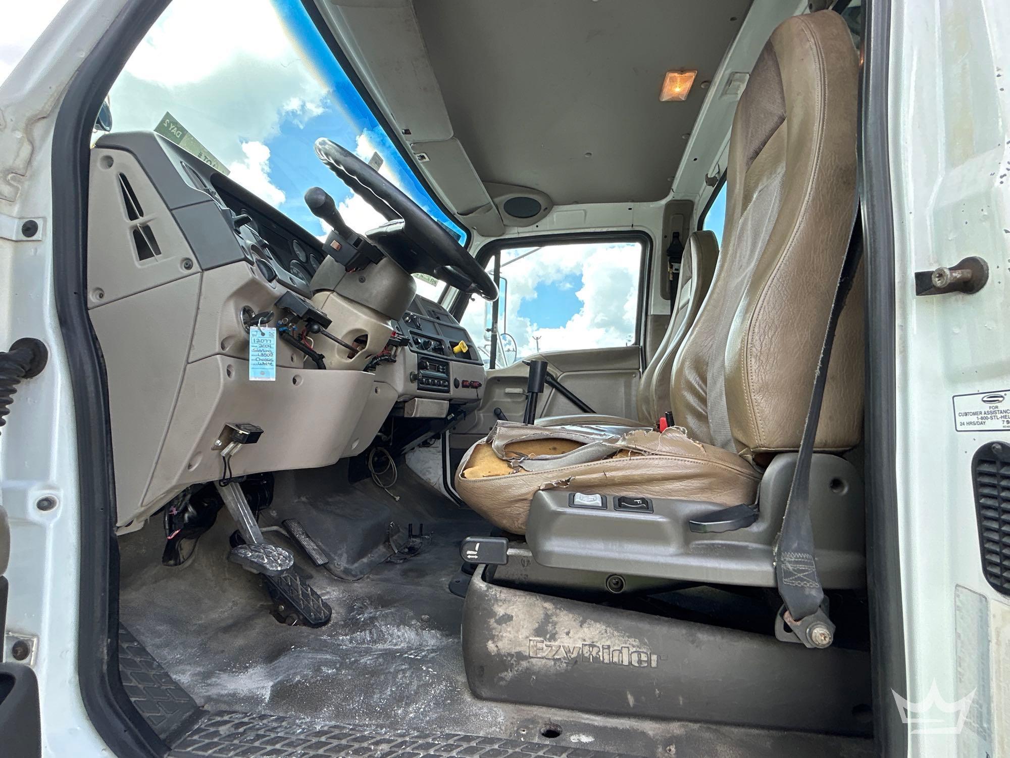 2004 Sterling L8500