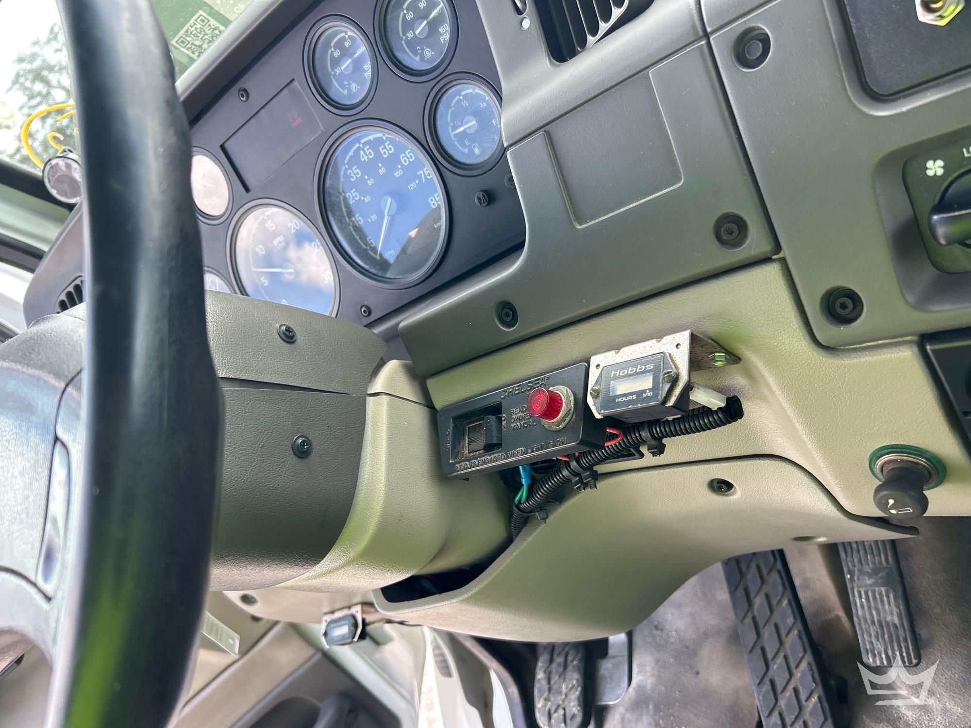 2004 Sterling L8500