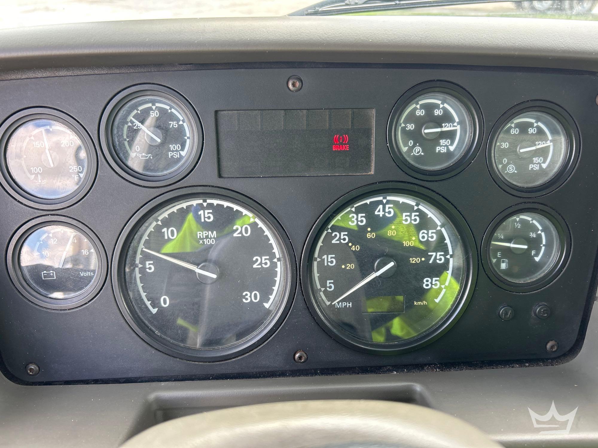 2004 Sterling L8500