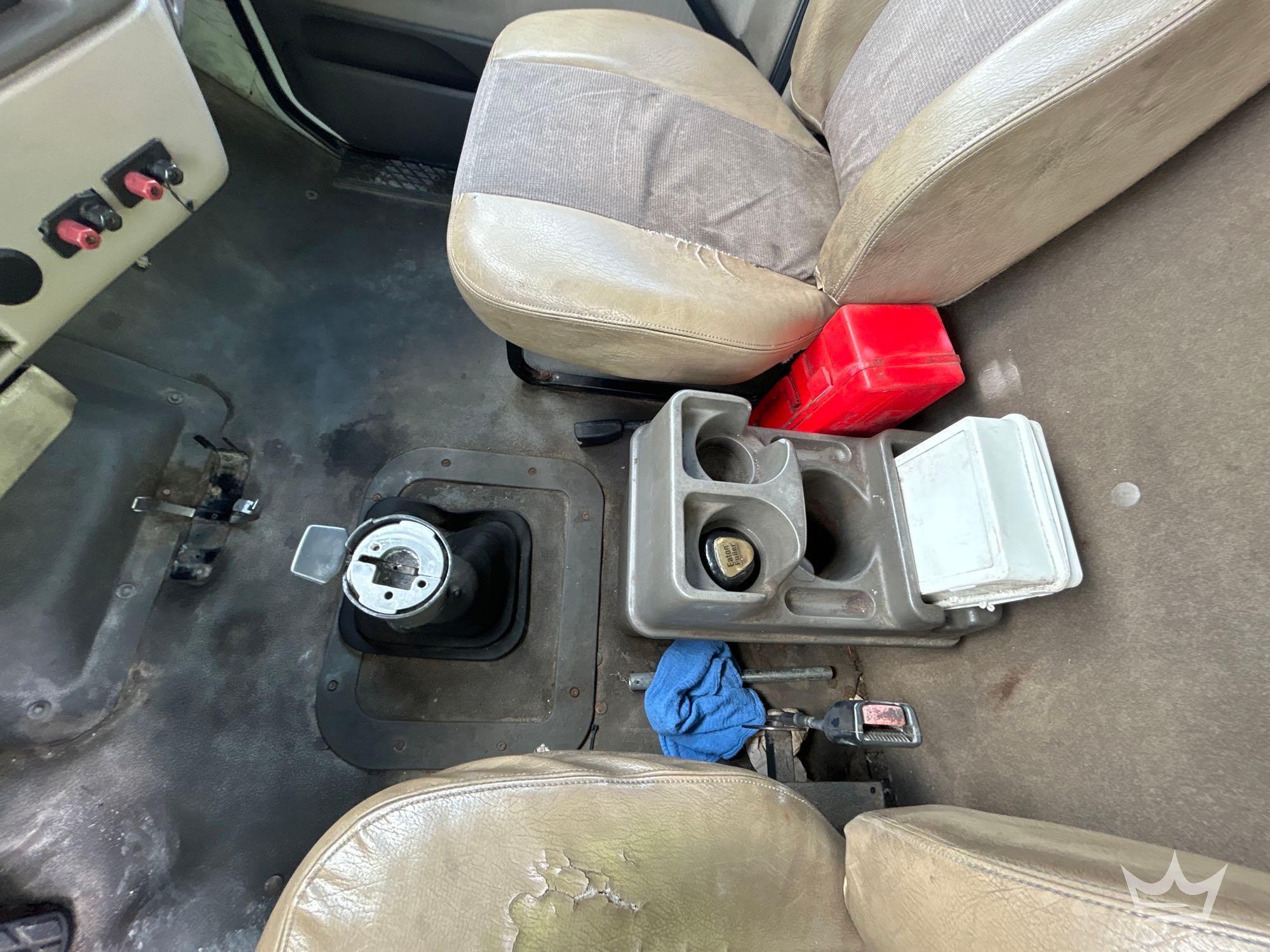 2004 Sterling L8500