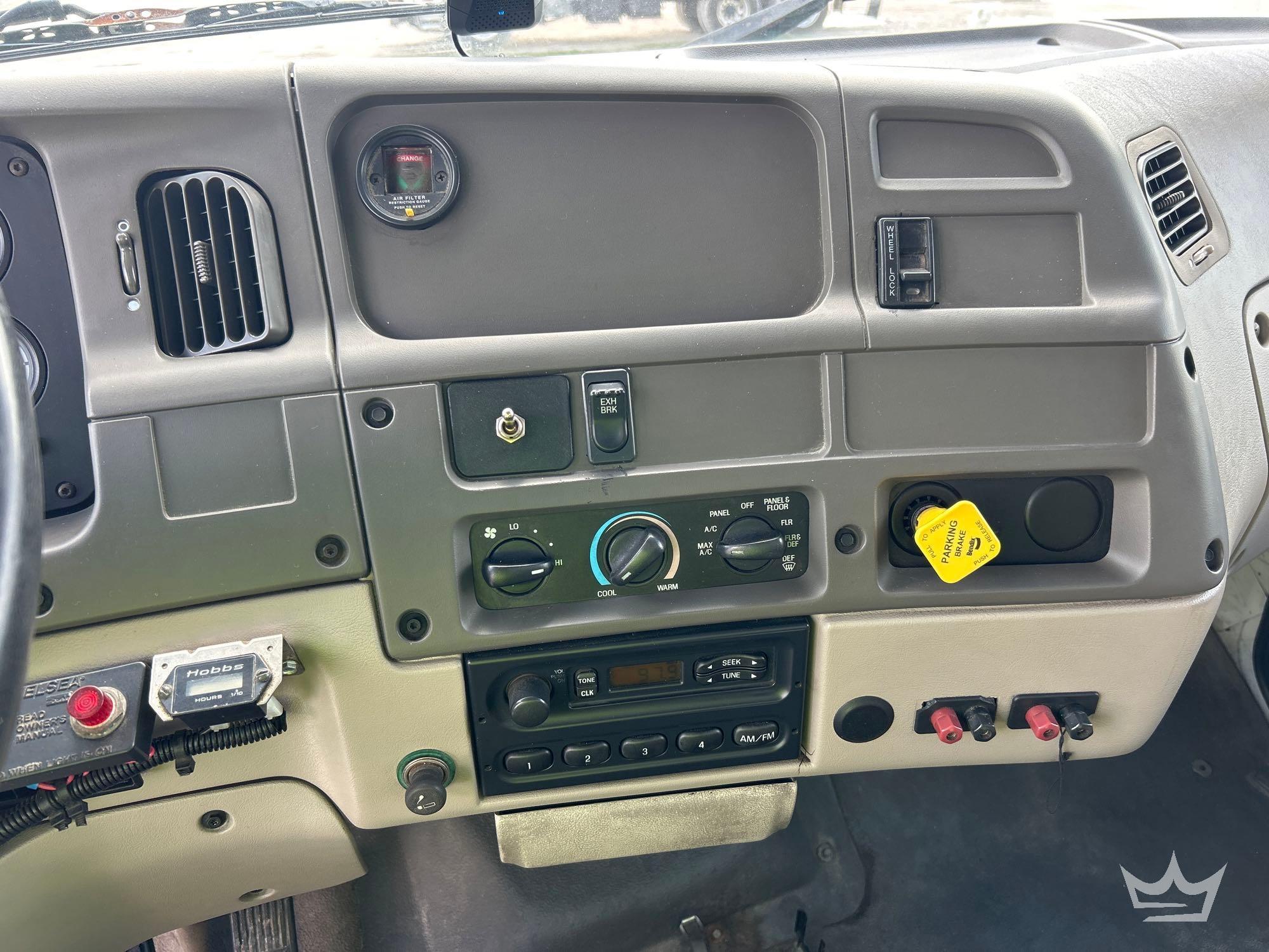 2004 Sterling L8500