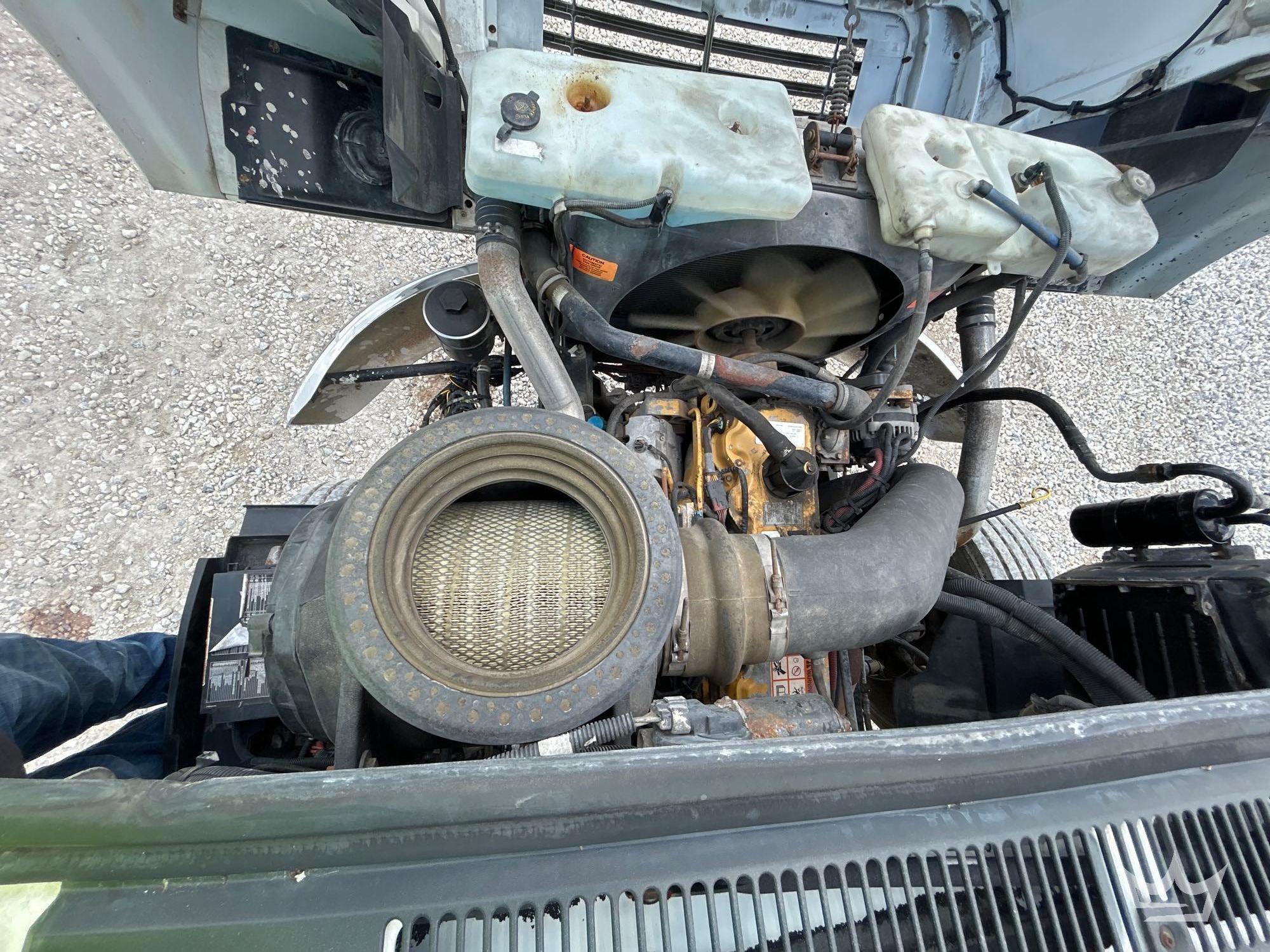 2004 Sterling L8500