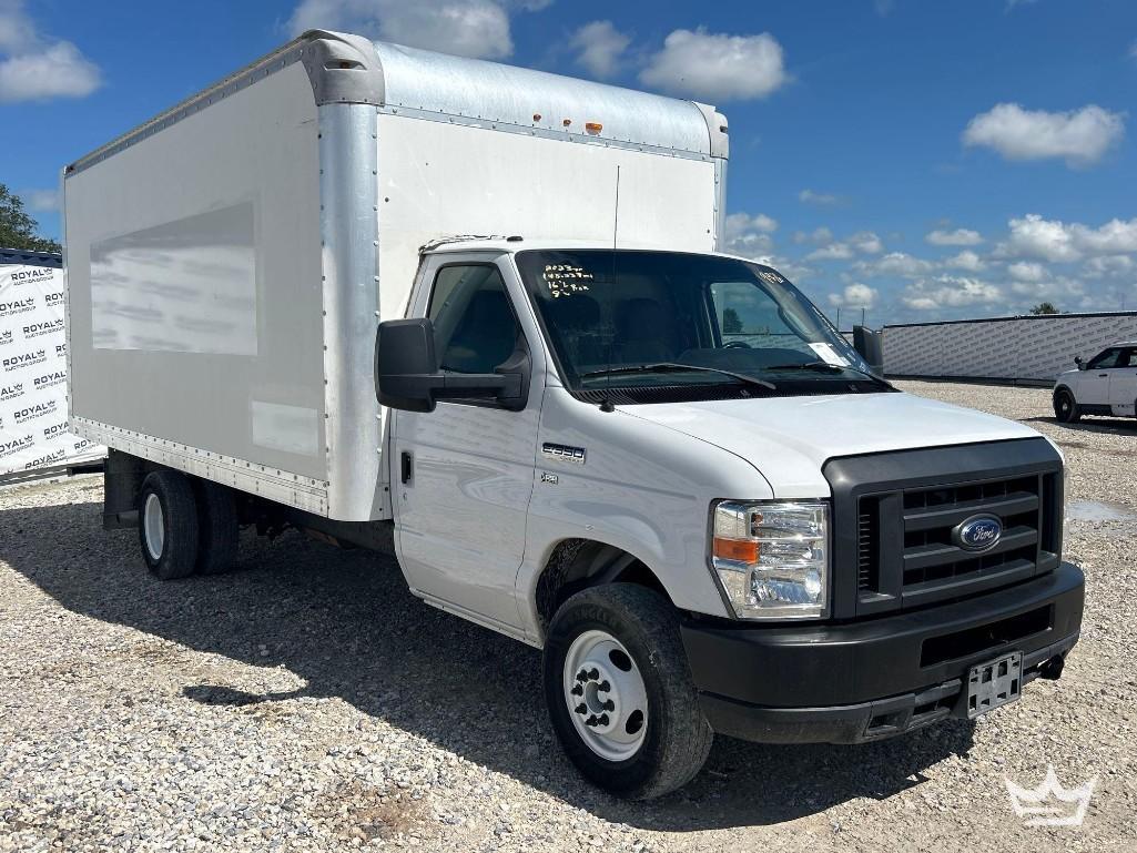 2019 Ford E350
