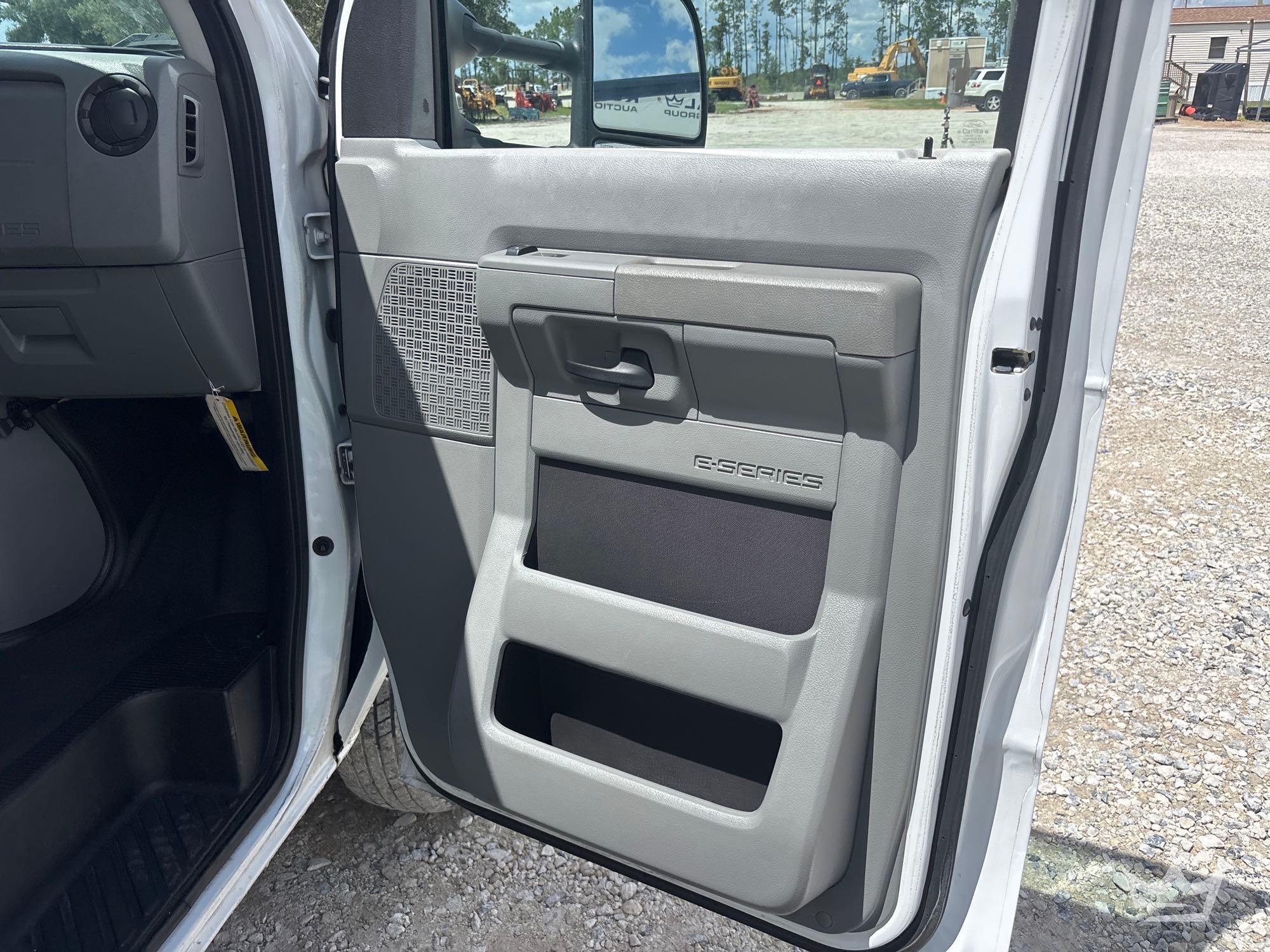 2014 Ford E450