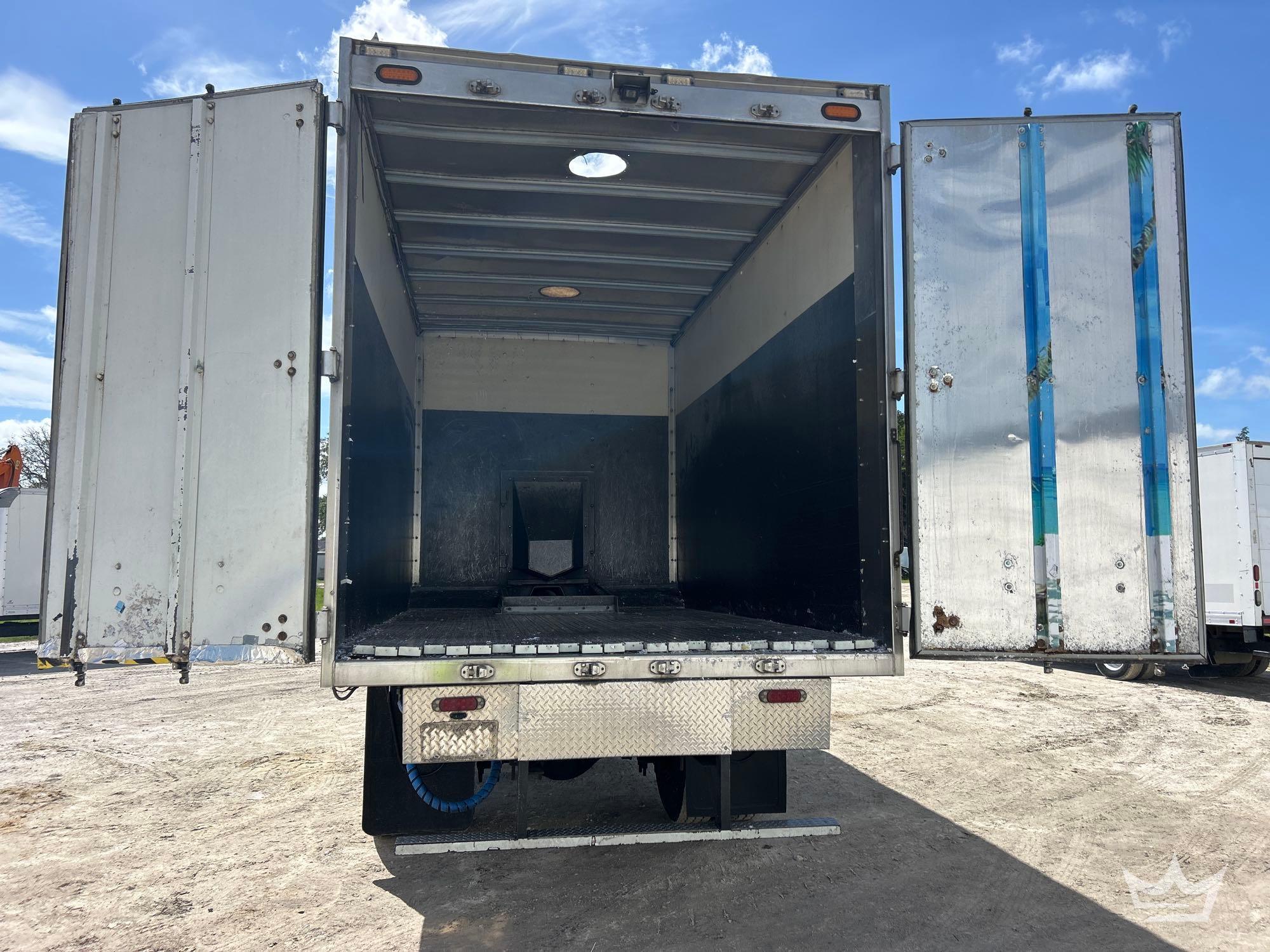 2016 Freightliner M2 106