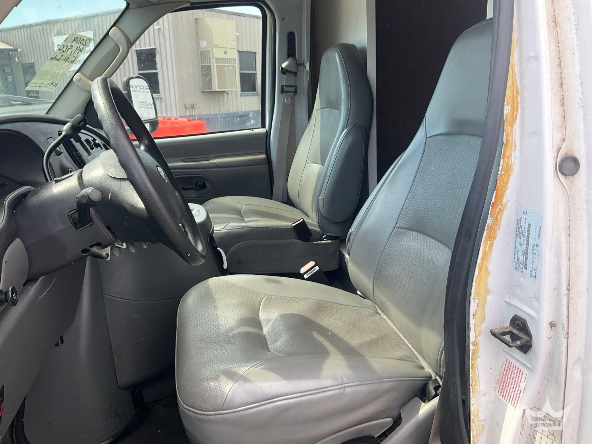 2004 Ford E450