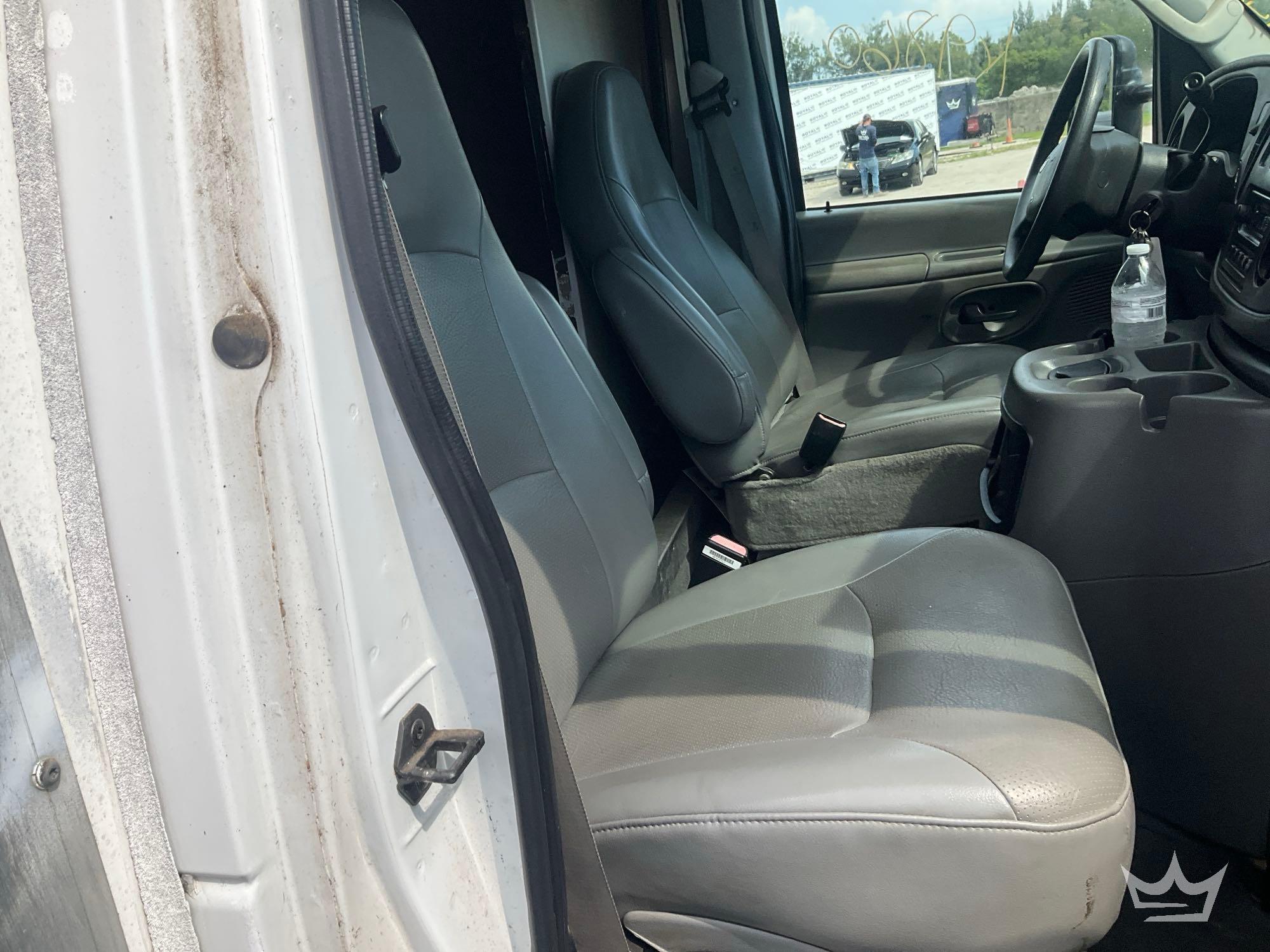 2004 Ford E450