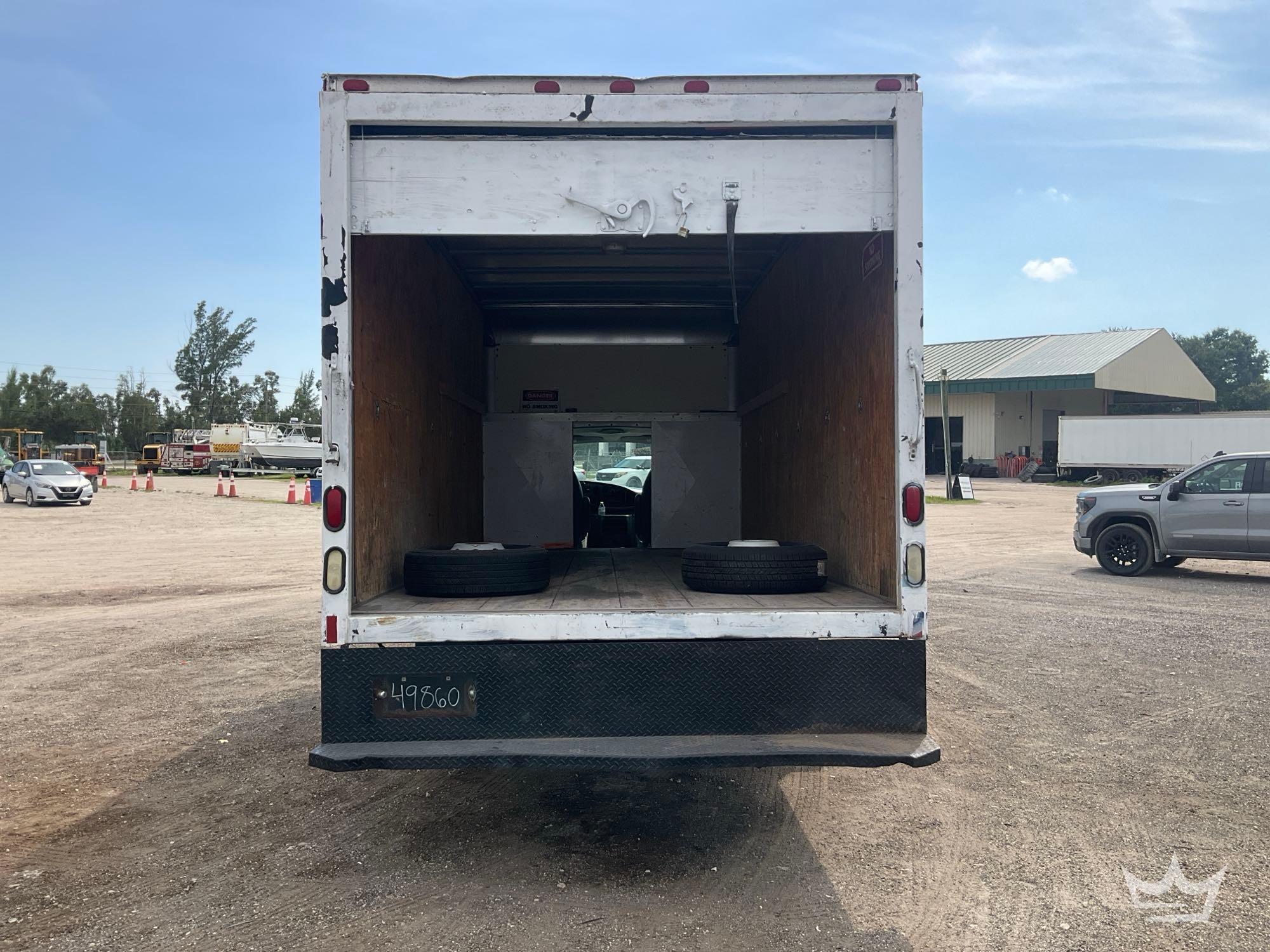 2004 Ford E450