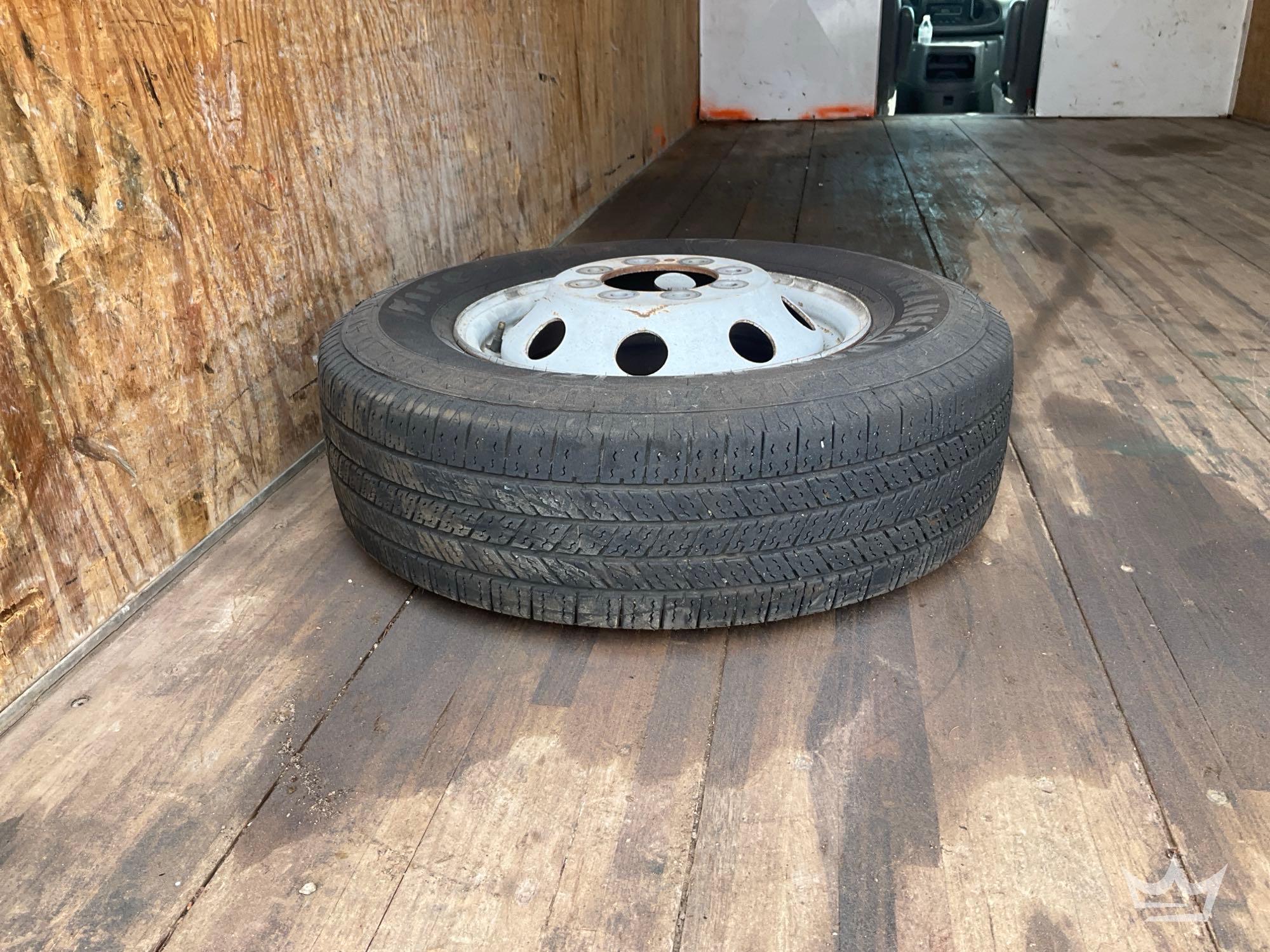 2004 Ford E450