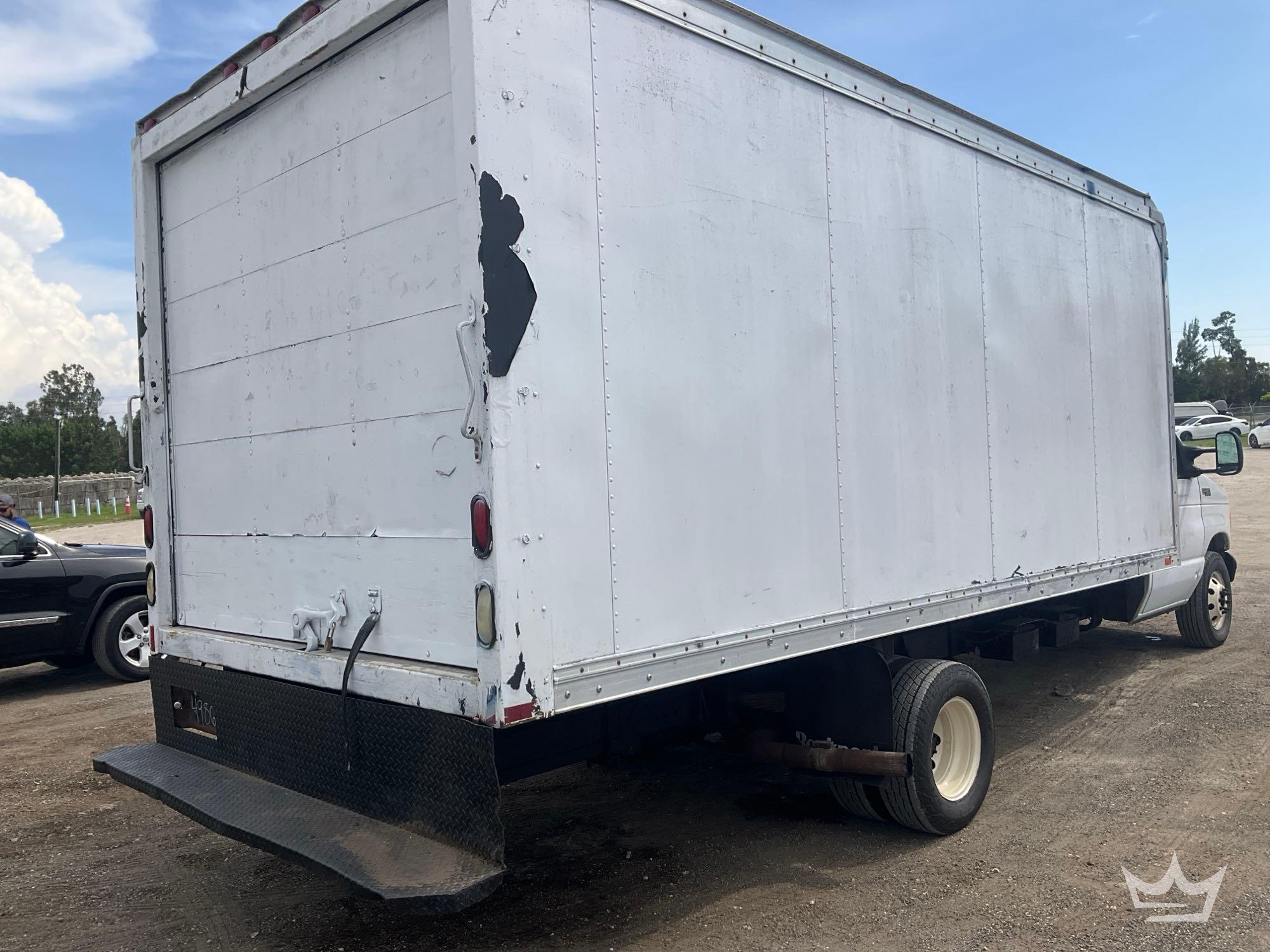 2004 Ford E450