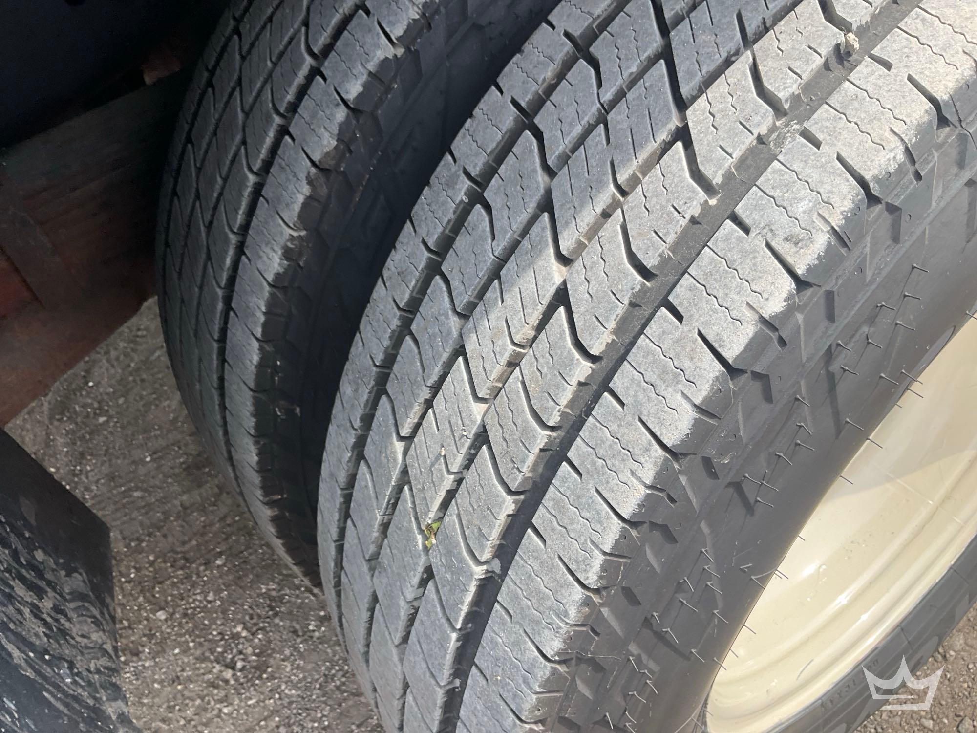2004 Ford E450