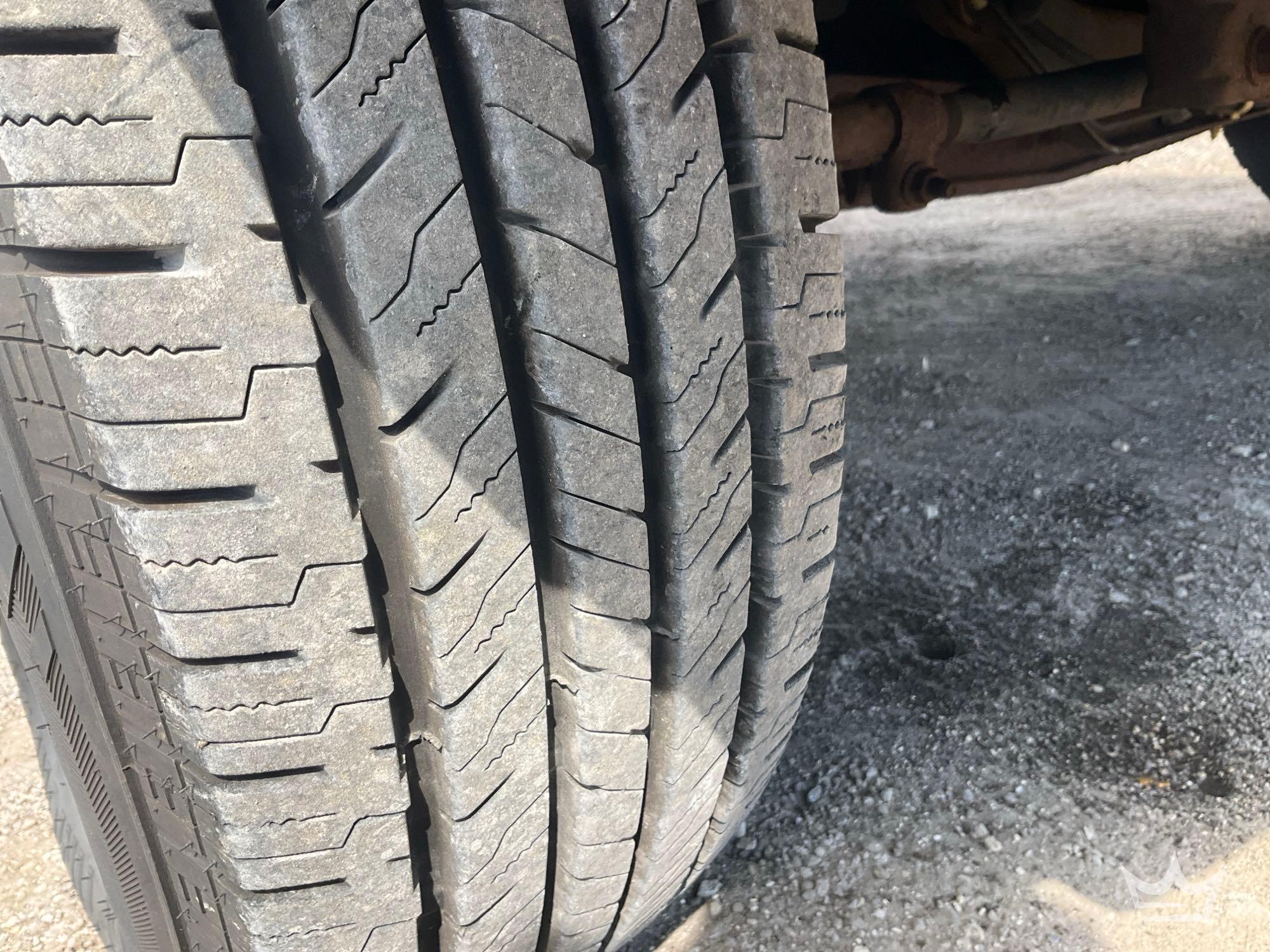 2004 Ford E450