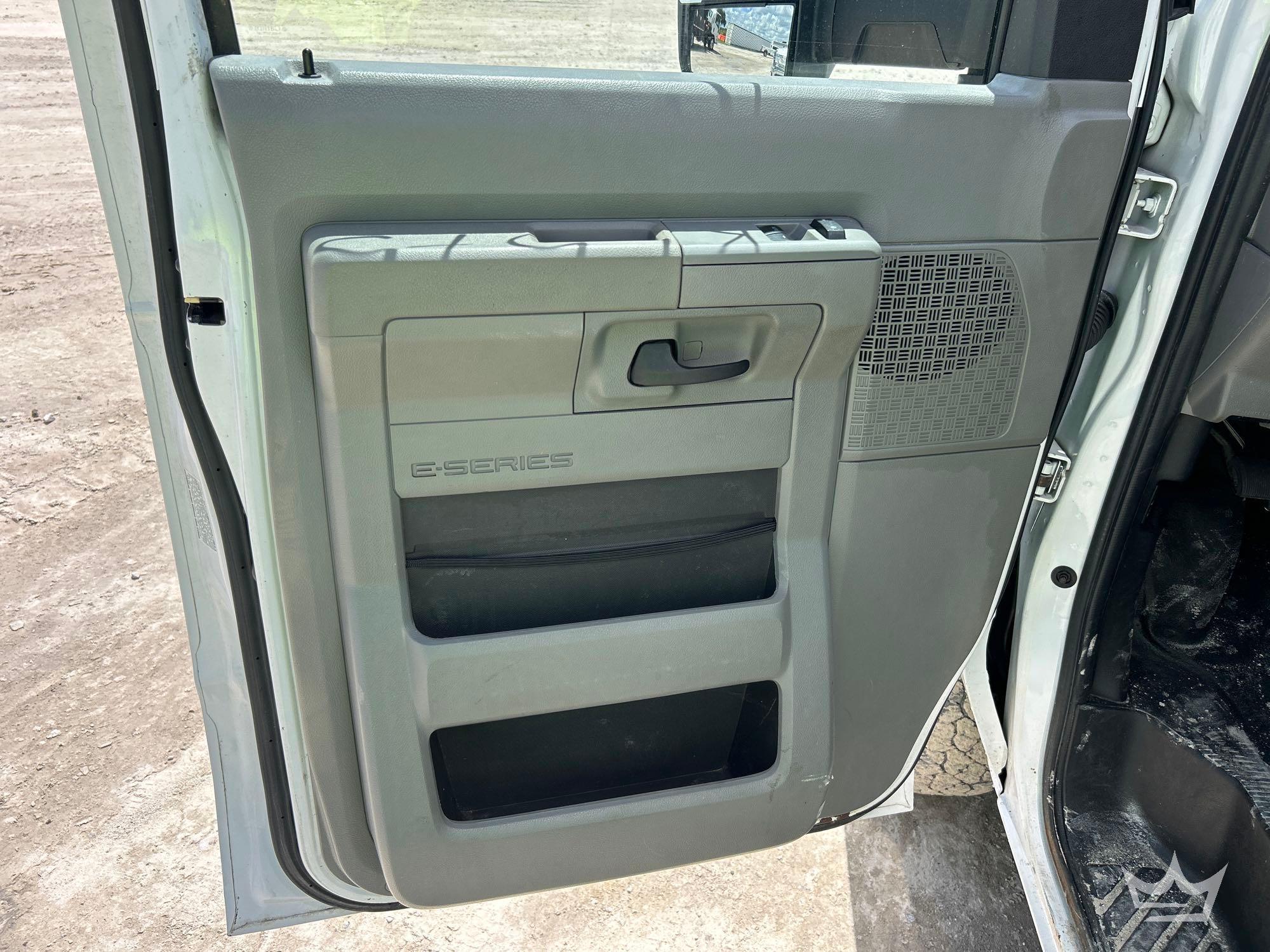 2019 Ford E350