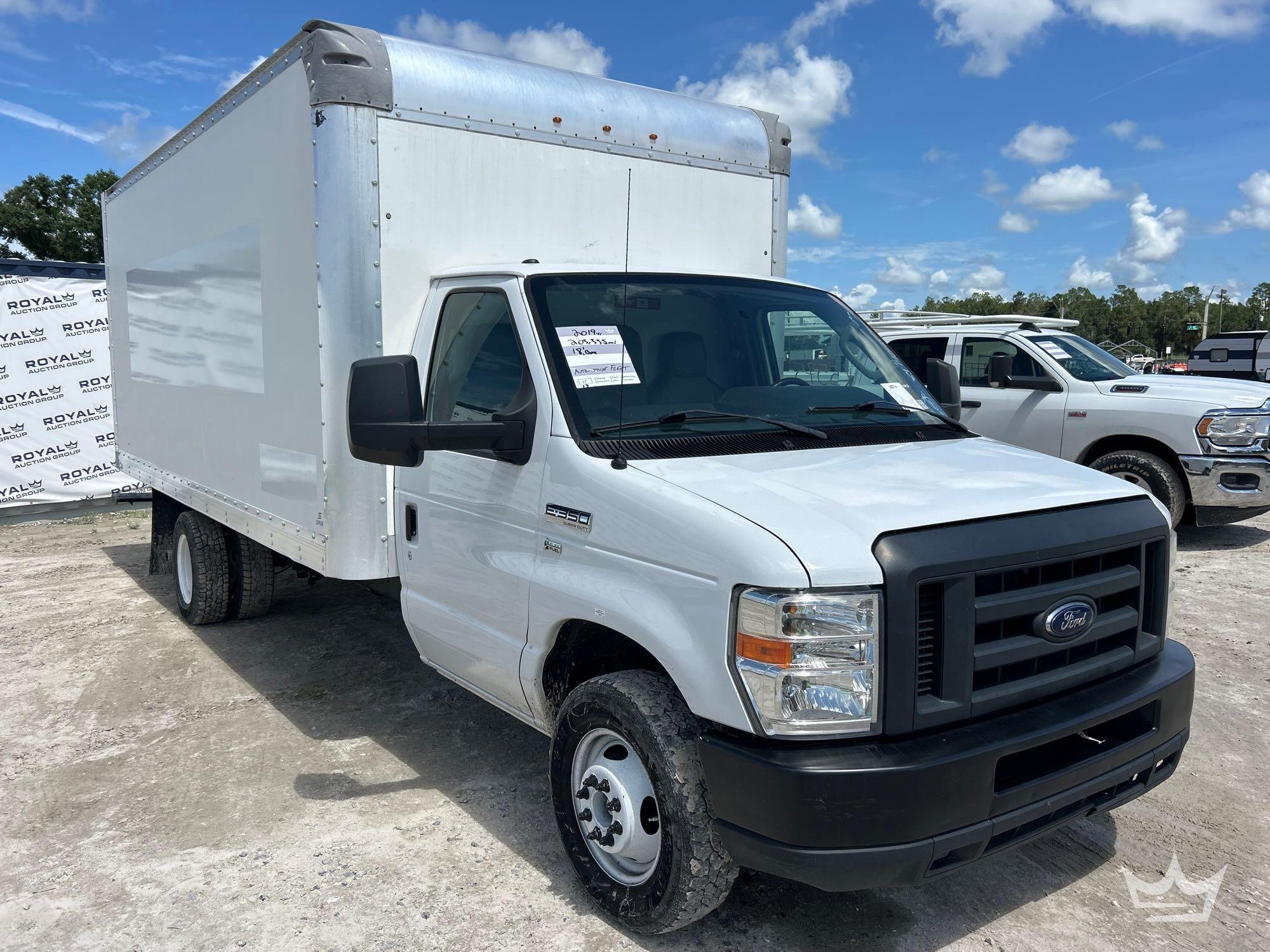 2019 Ford E350