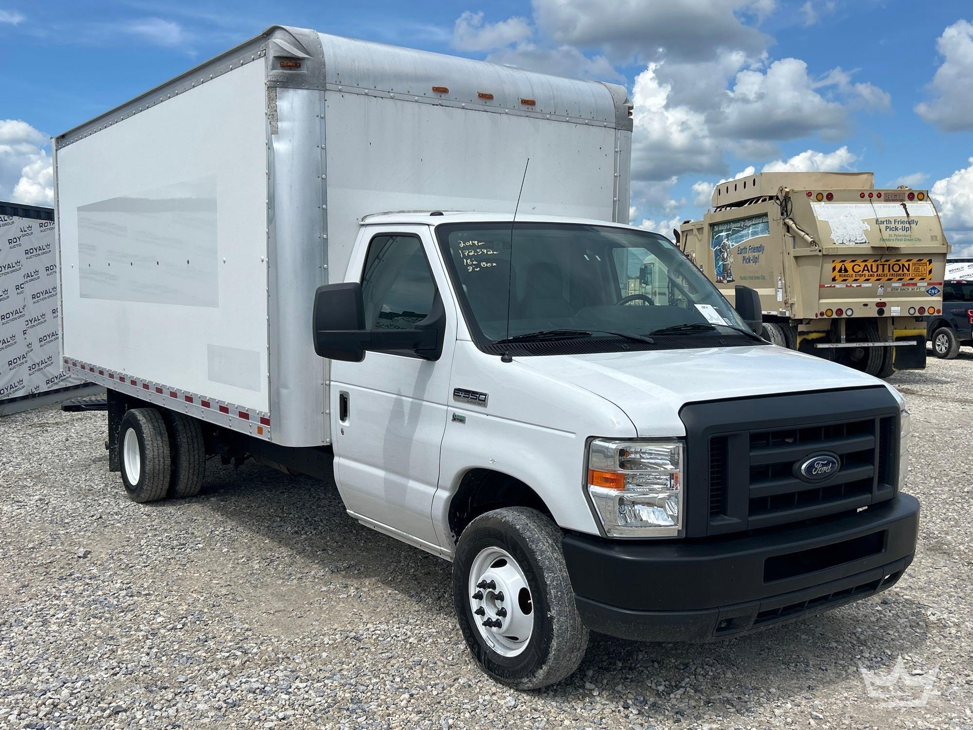 2019 Ford E350