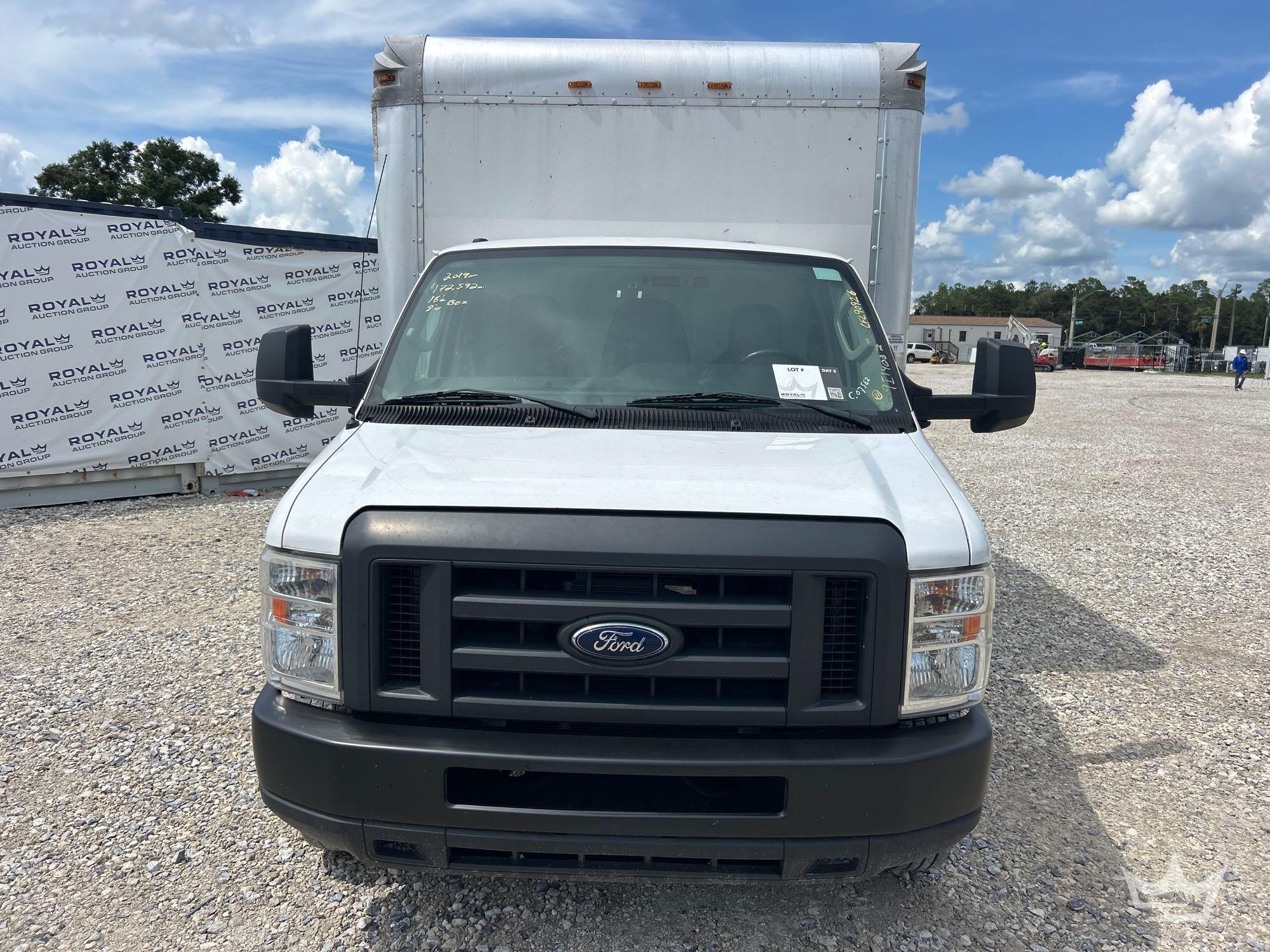 2019 Ford E350