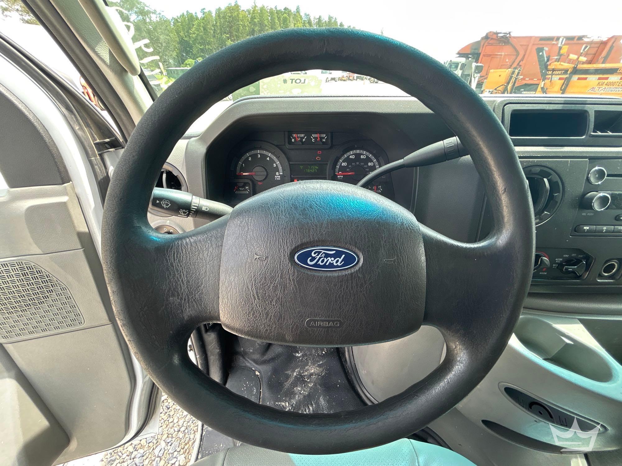 2019 Ford E350