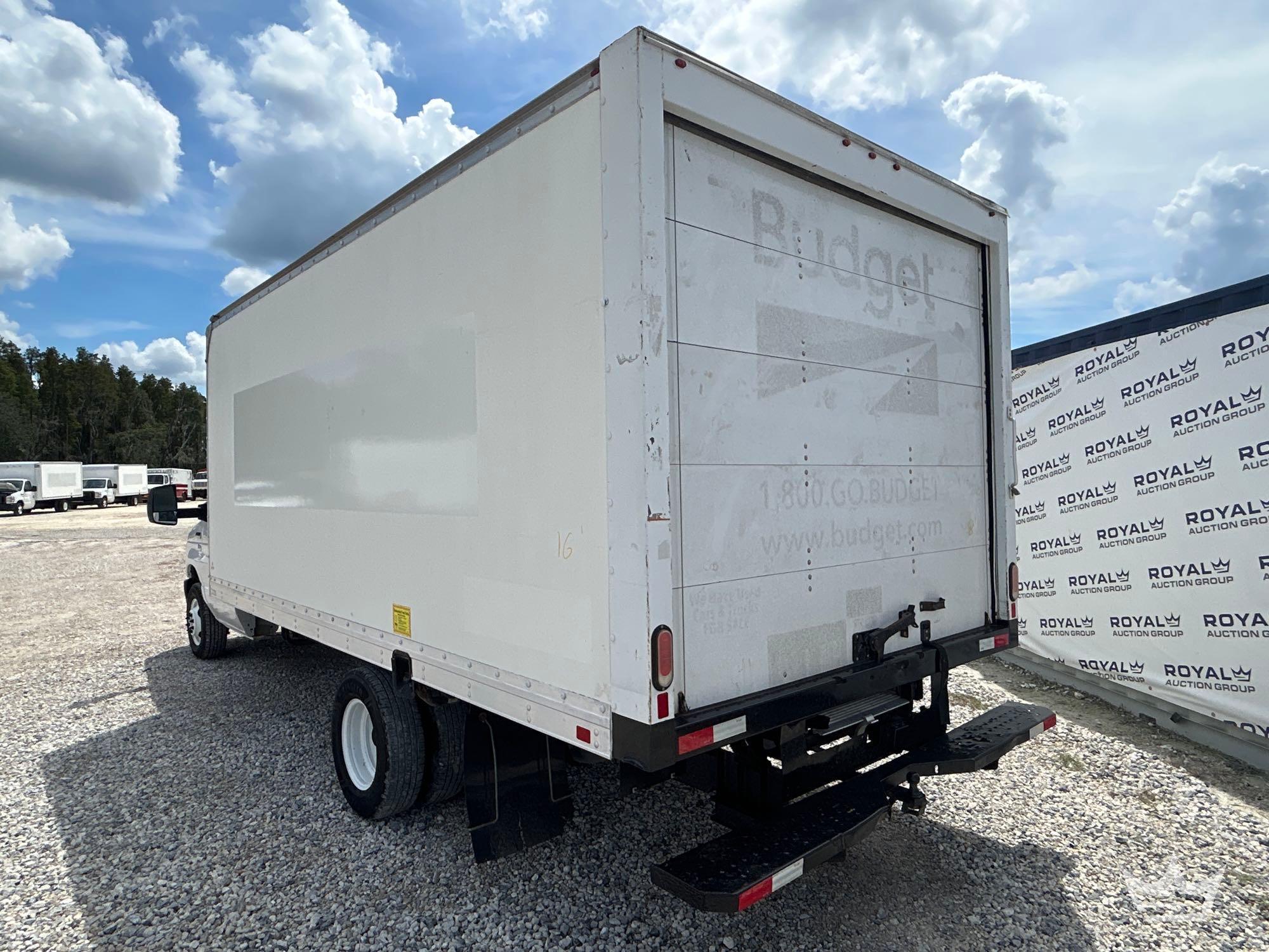 2019 Ford E350