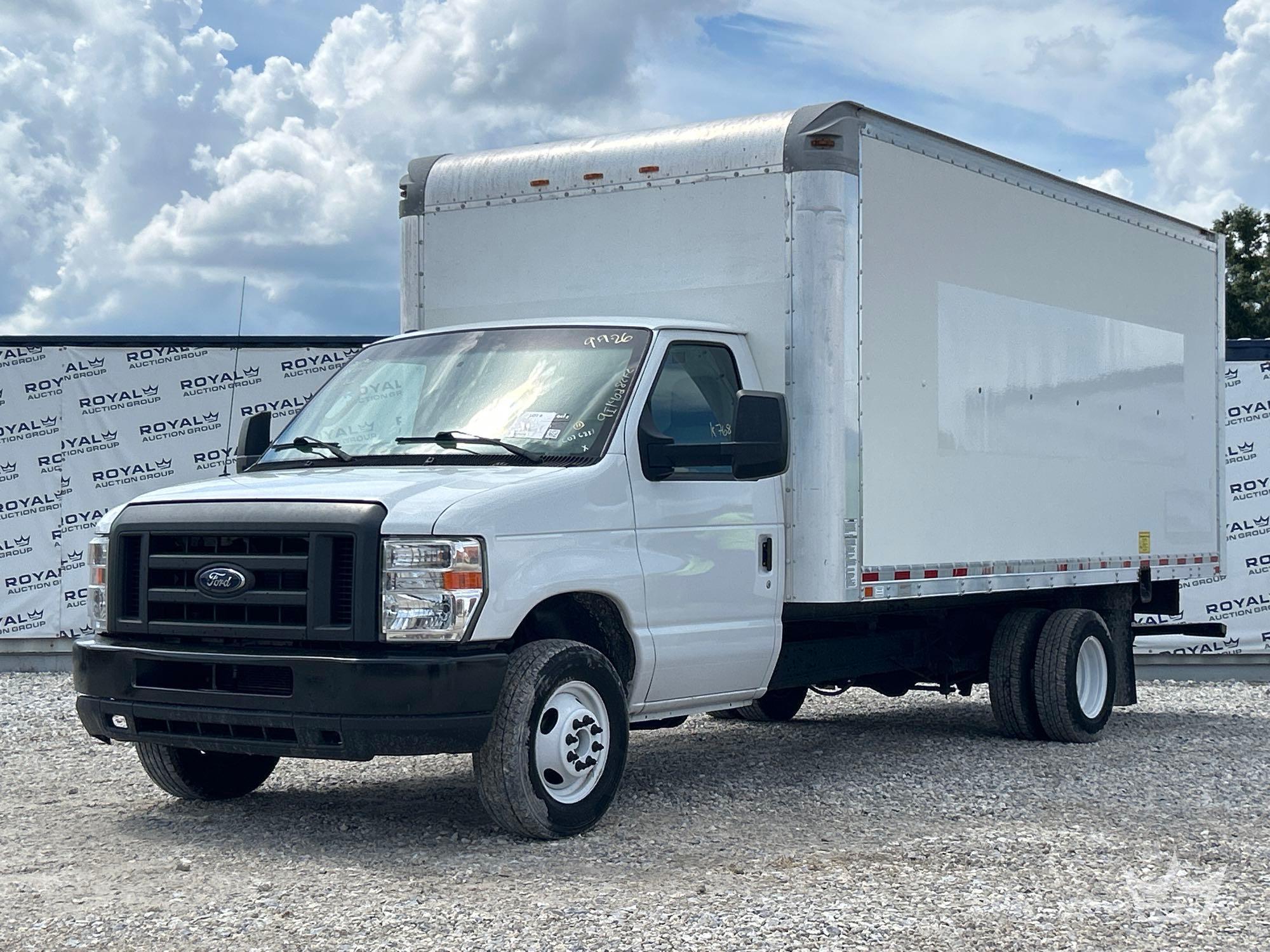 2019 Ford E350