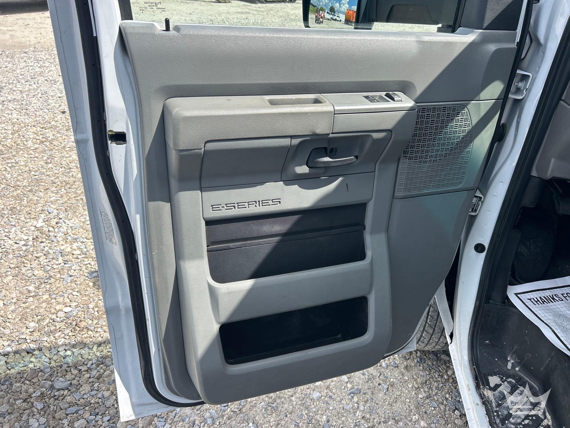 2019 Ford E350