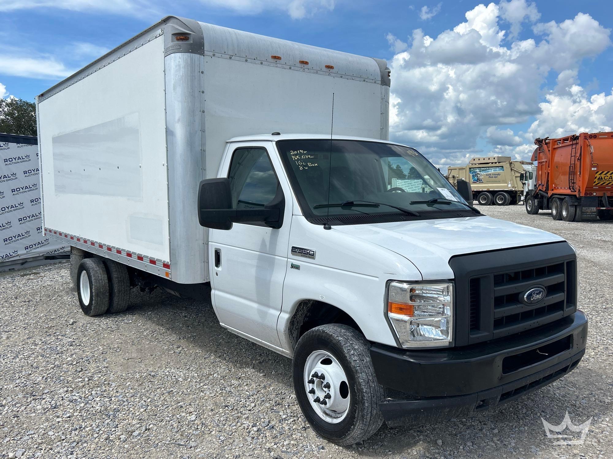 2019 Ford E350
