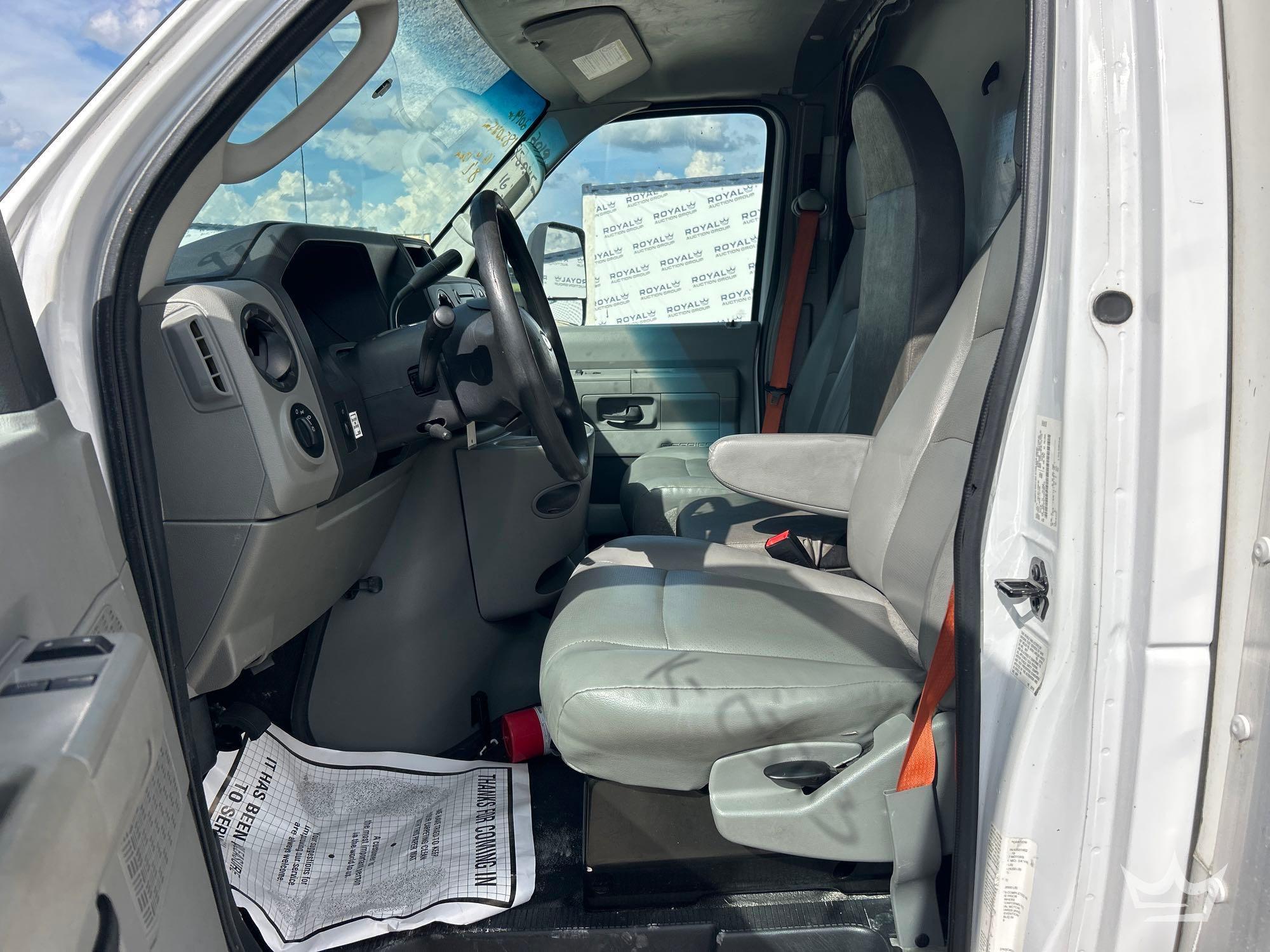 2019 Ford E350