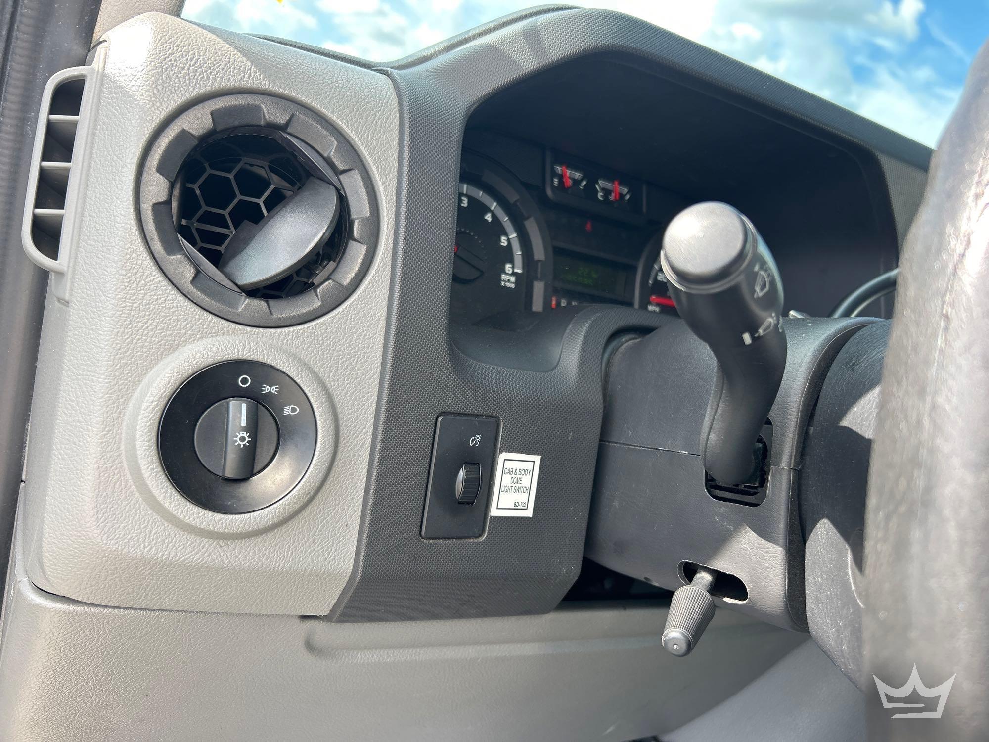 2019 Ford E350