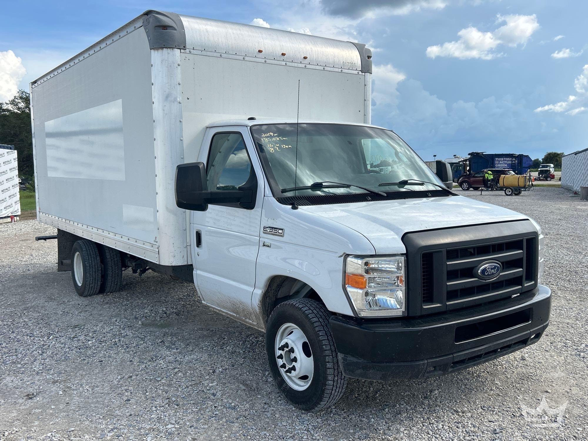 2019 Ford E350