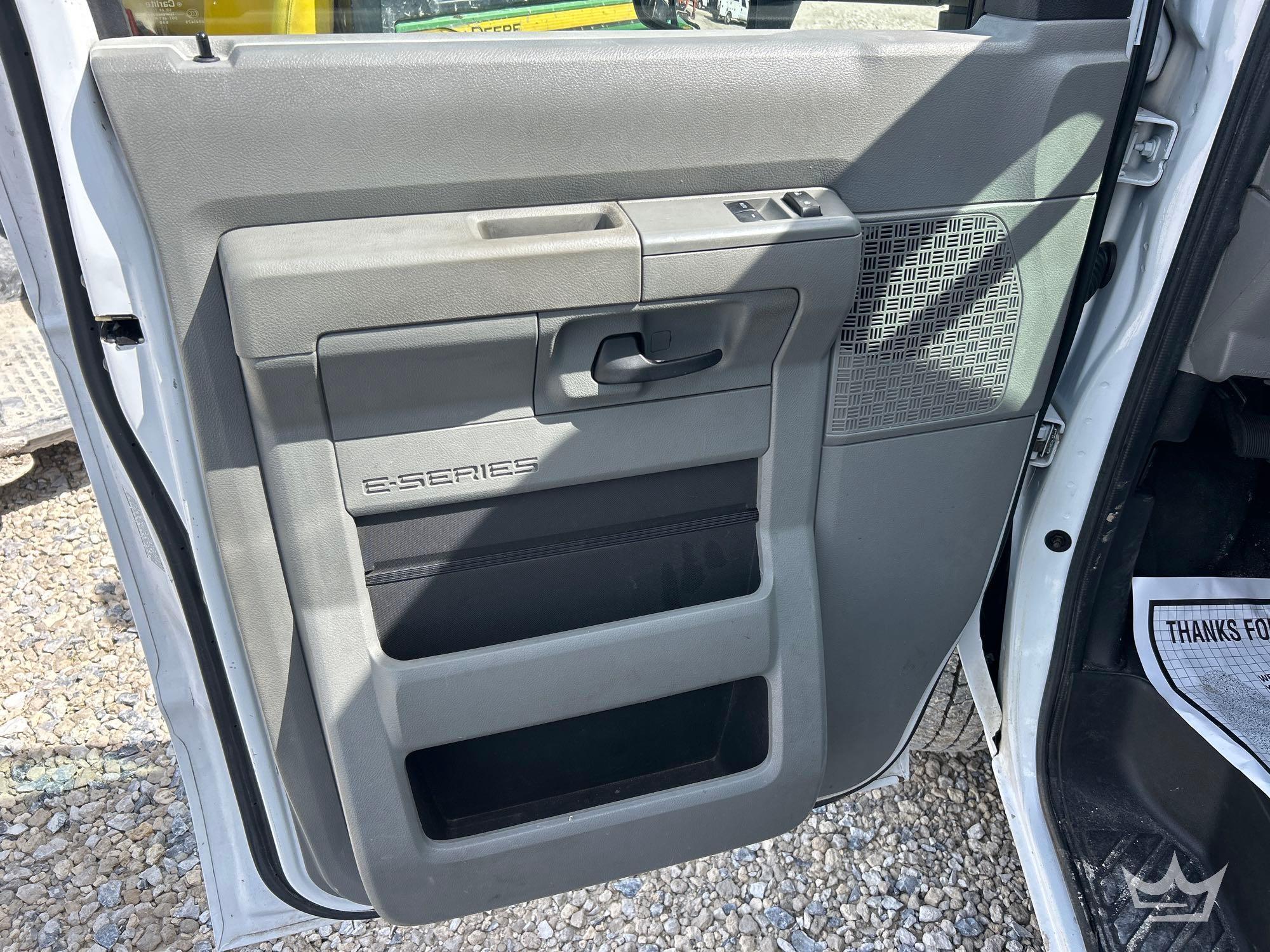 2019 Ford E350