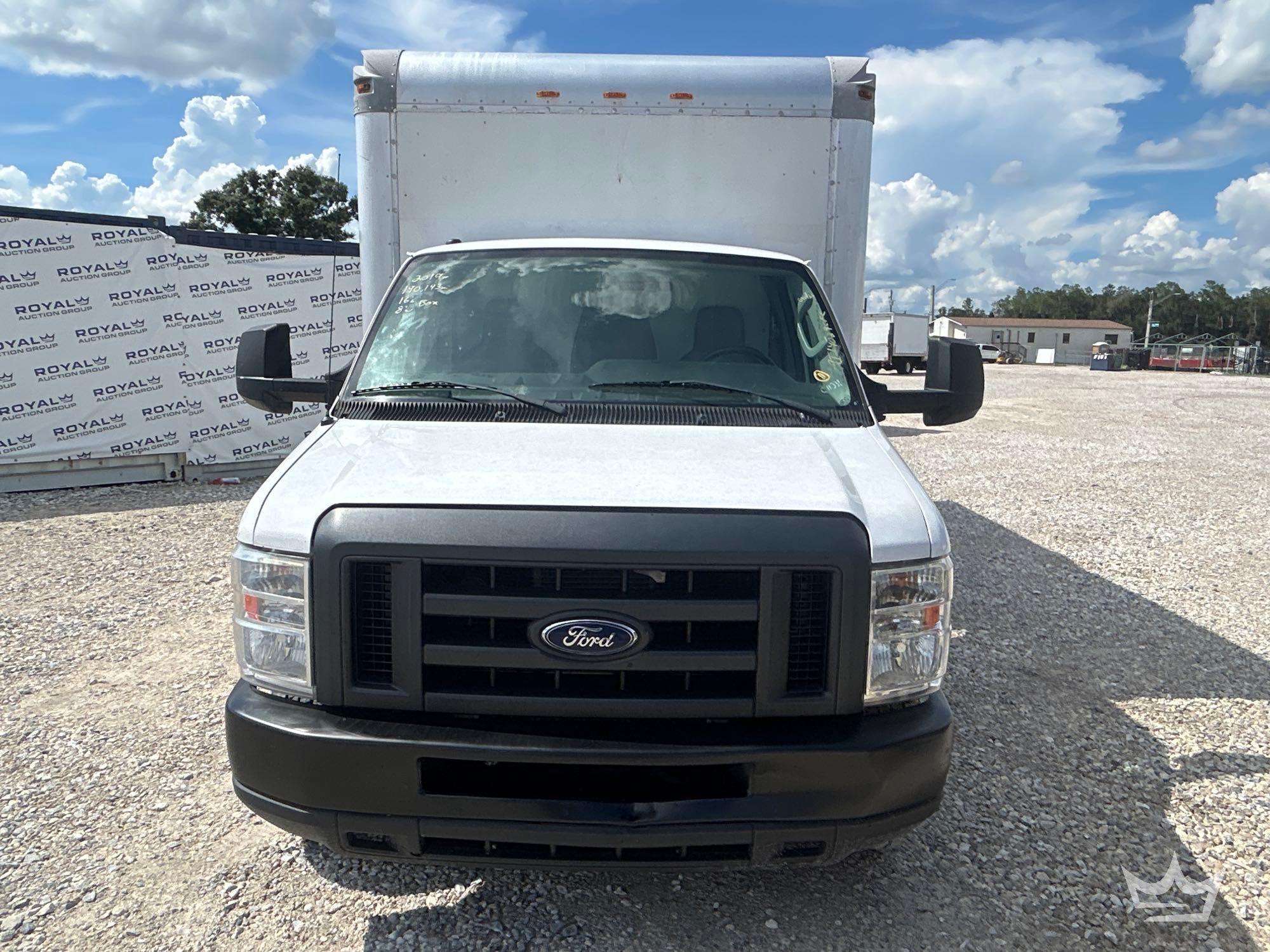 2019 Ford E350